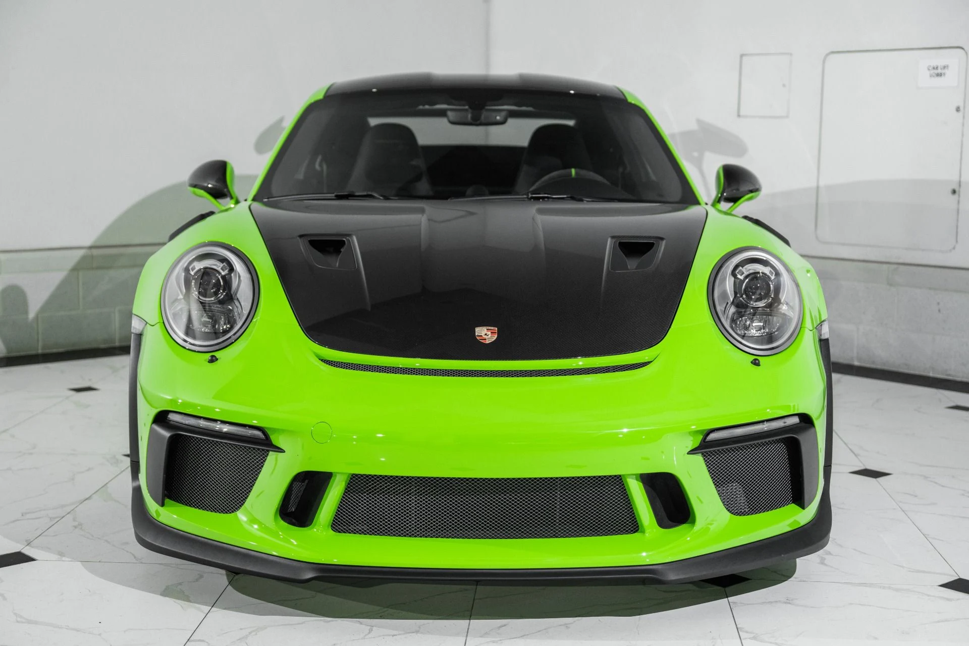 mph003_748900930_Used_2019_Porsche_911_GT_3_RS_1761058034_0faafdf841