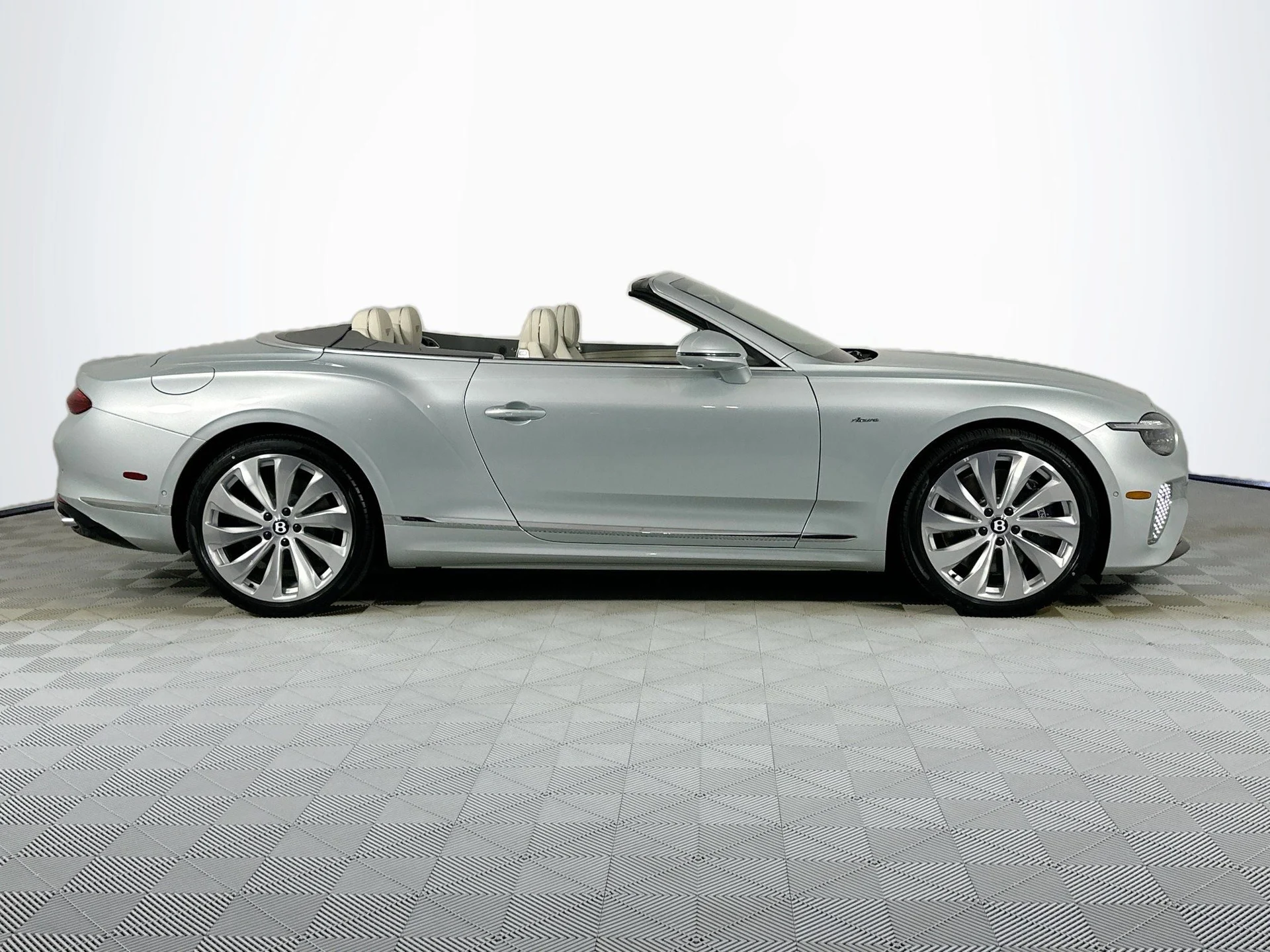 mph003_772408358_4_815cb5d586