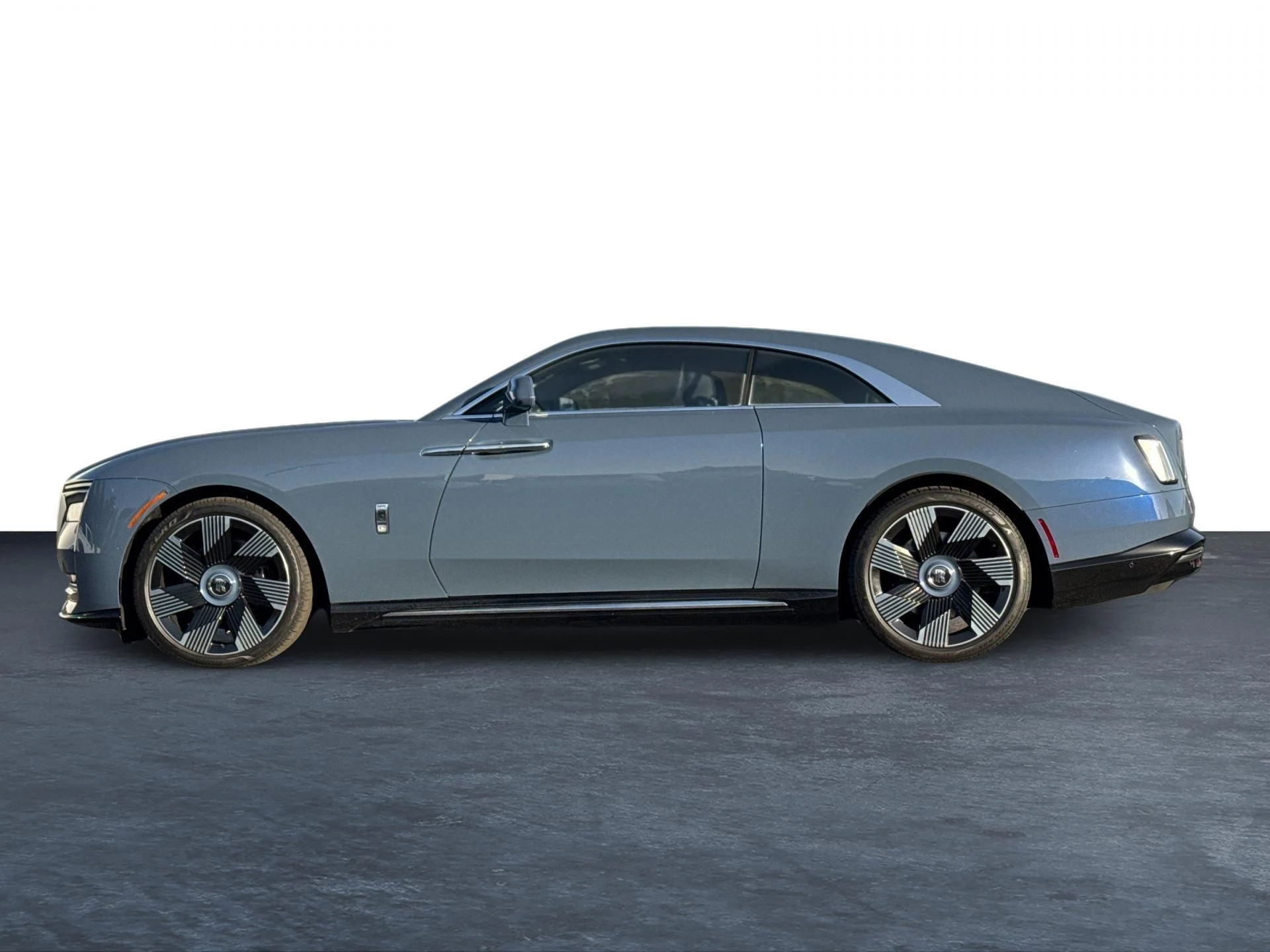 mph003_773429160_Used_2025_Rolls_Royce_Spectre_1769854677_4fee2d1f92