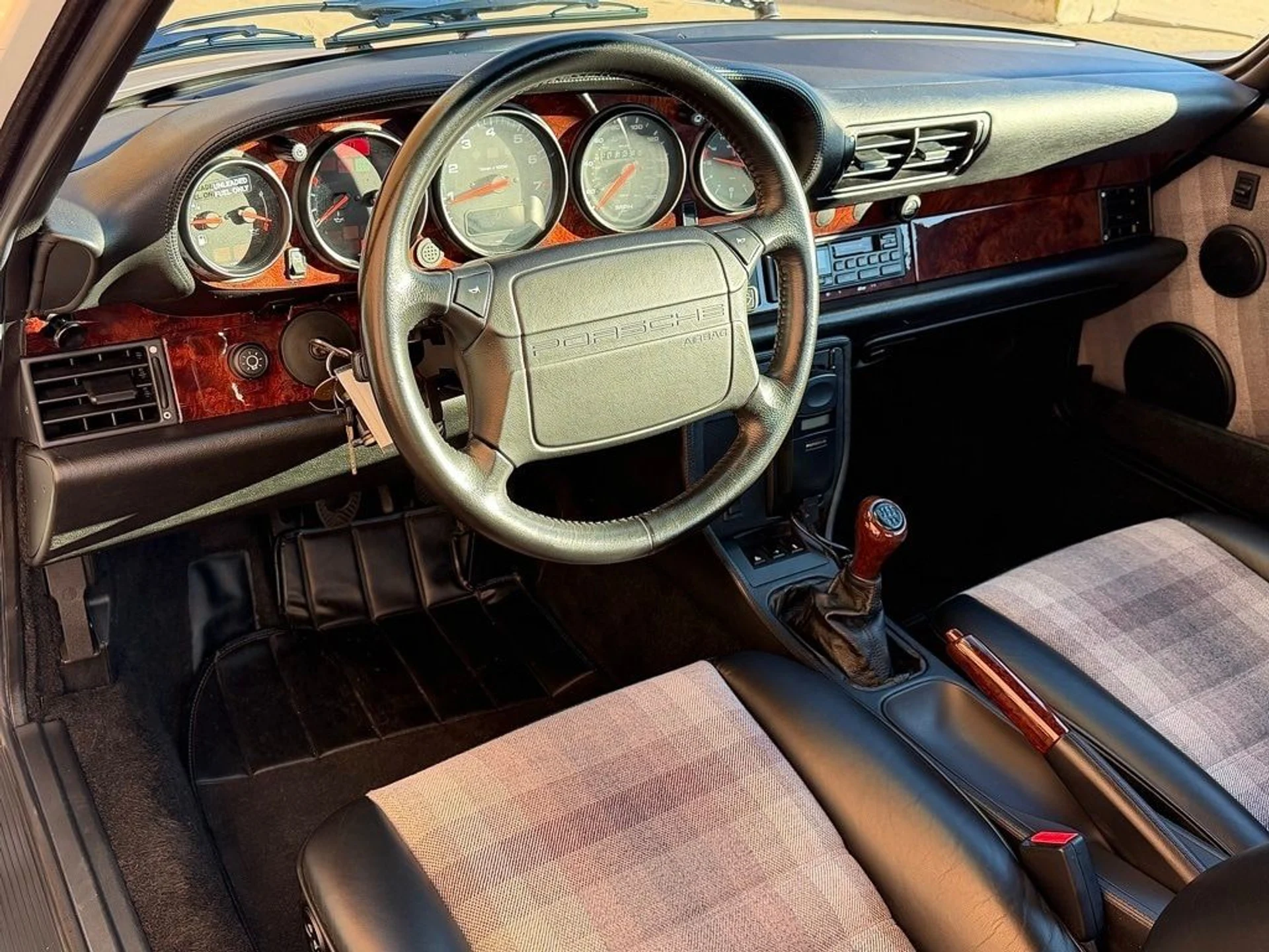 mph003_795950754_e4ef5422da9f0cadbd35355a00b9fe13x_64641499a0