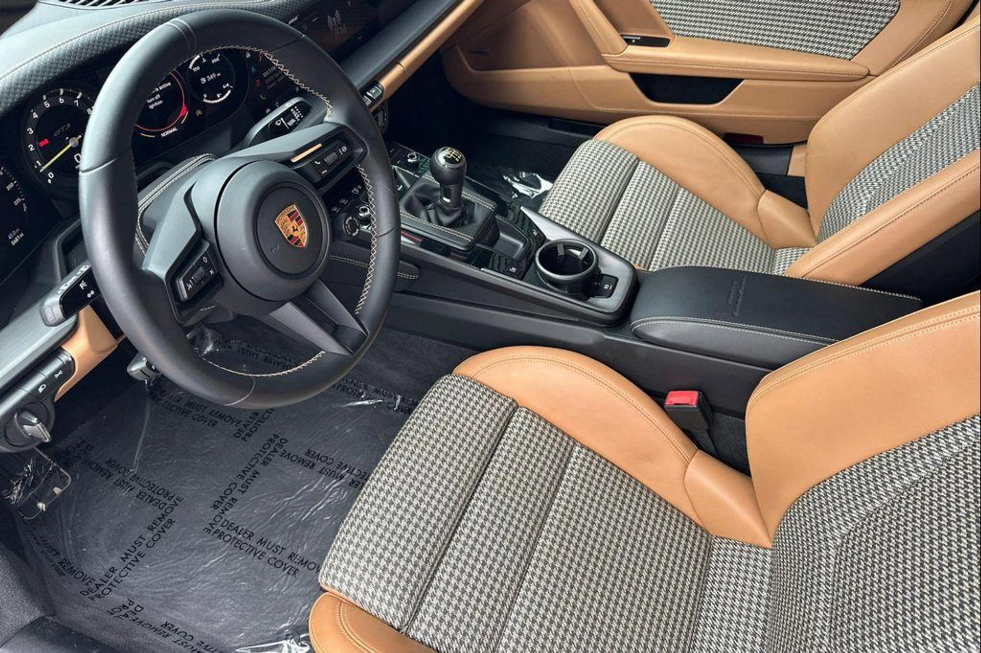 mph003_798148586_R_Gh_Tvdb_uu_Jr_EA_92x_Fc_U44_I_Mh10_987d1a753f