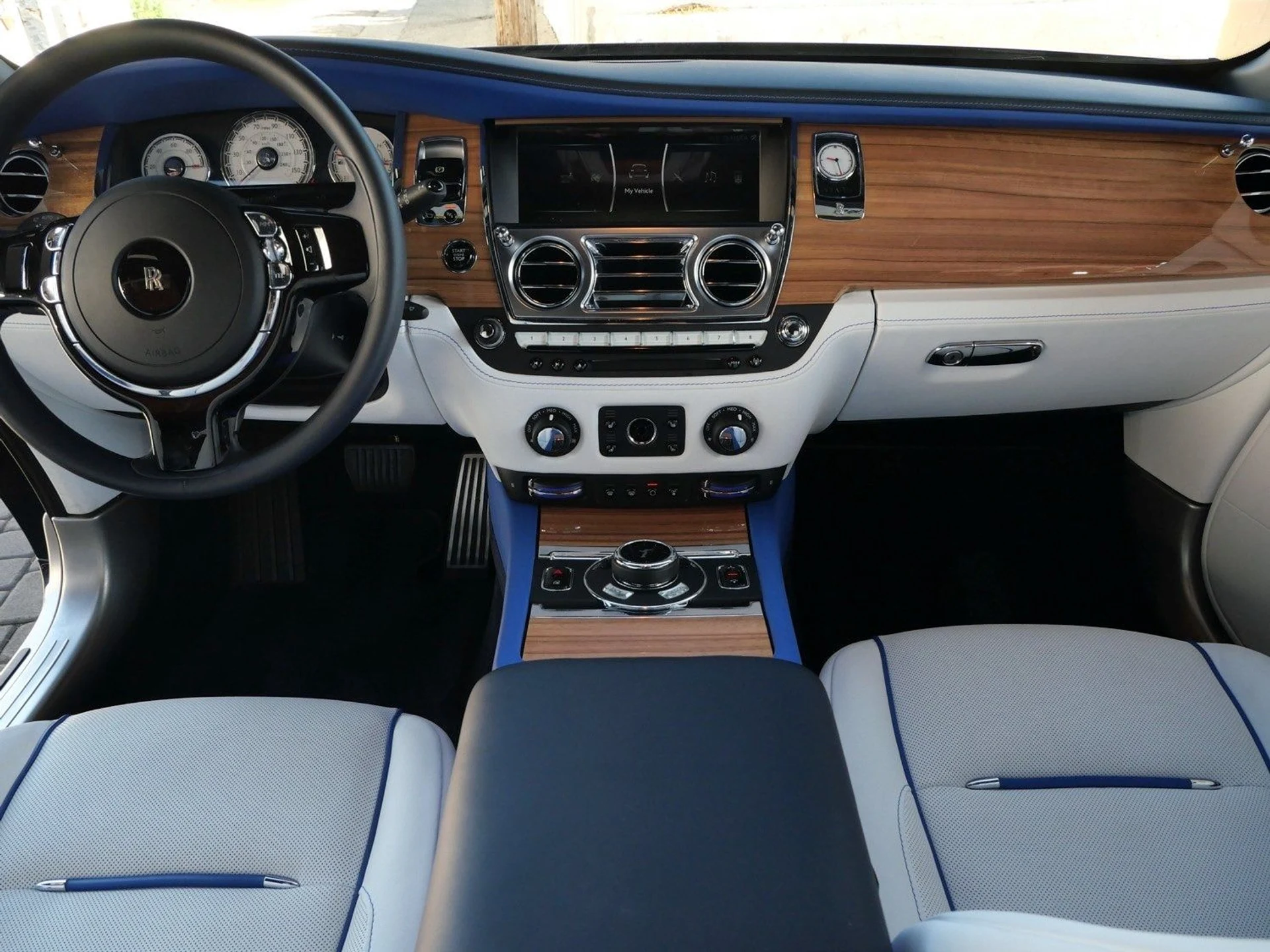 mph003_802665796_010c14fcb7b33f07cce15ebfc7d9fb16x_a455a7eade