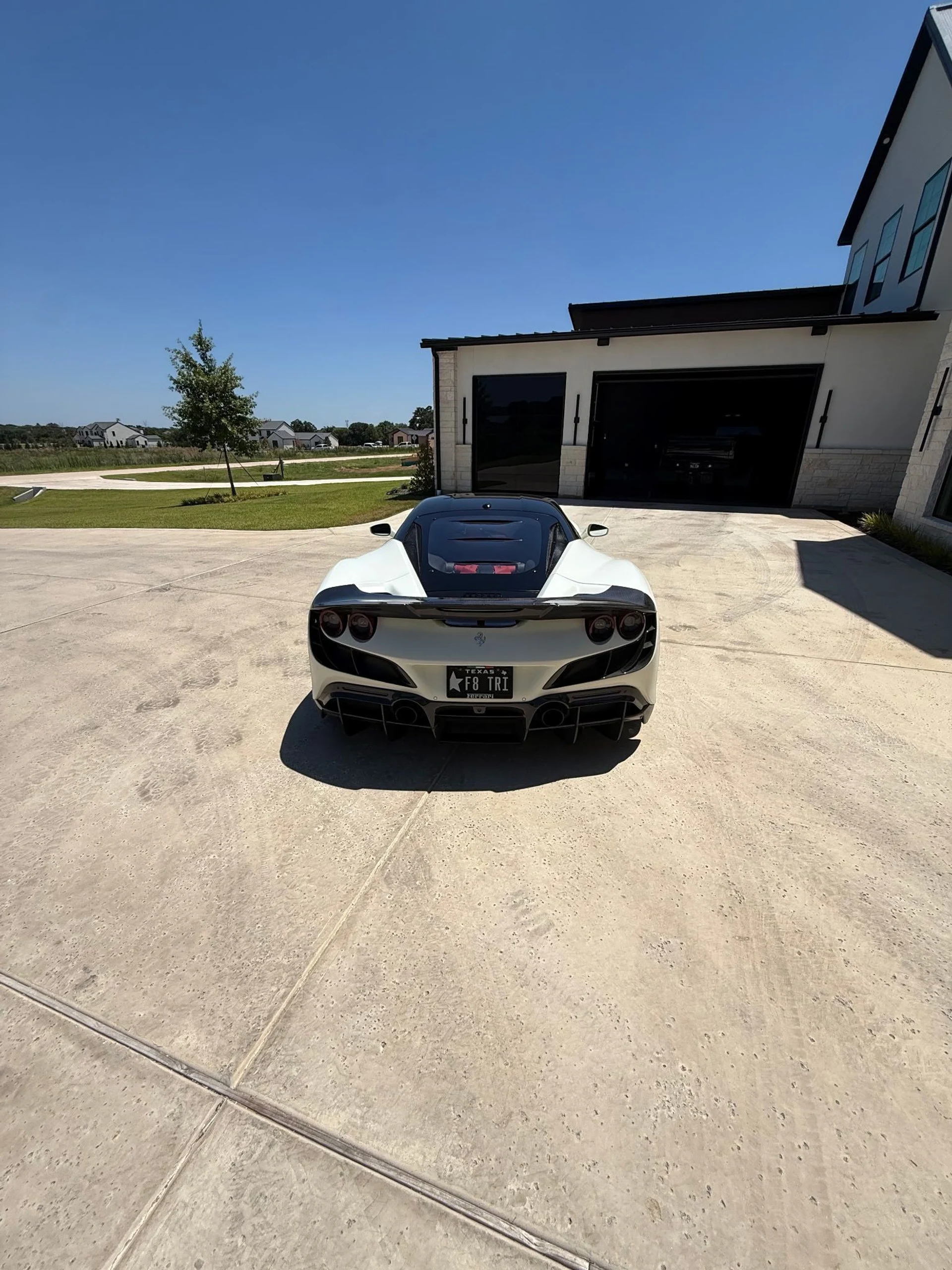 mph003_834240777_13844_p4_l_0075371002