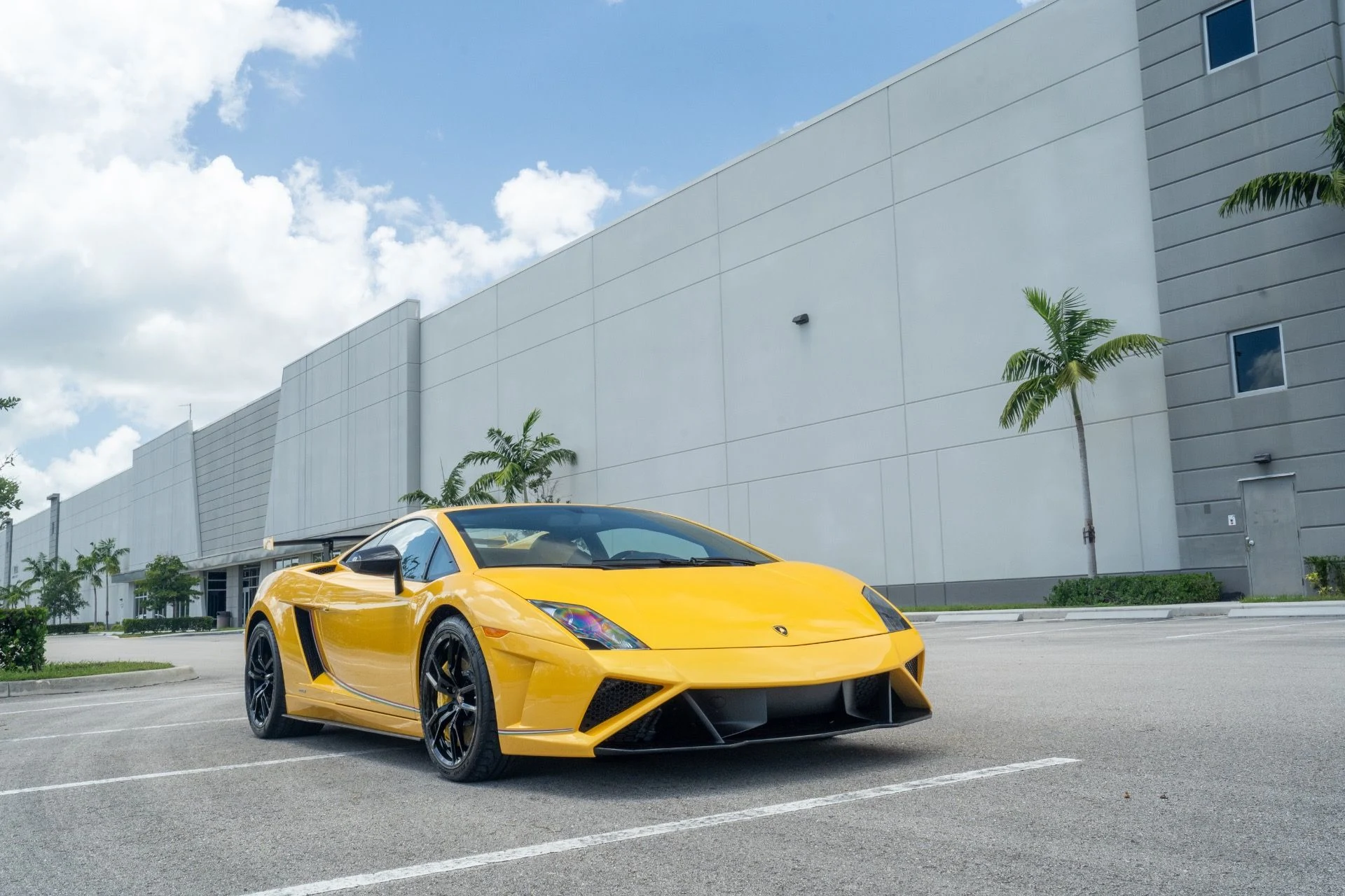 mph003_837424846_Used_2014_Lamborghini_Gallardo_LP_570_4_Squadra_Corse_1755030125_0c489f26d4