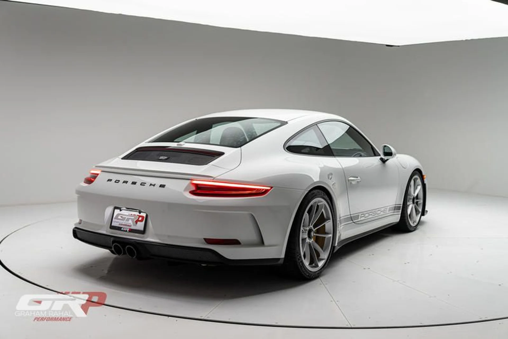 mph003_842168425_03_E9_B4_D4_9083_4_AC_9_97_D5_17_A0827_A1674_68bb377474