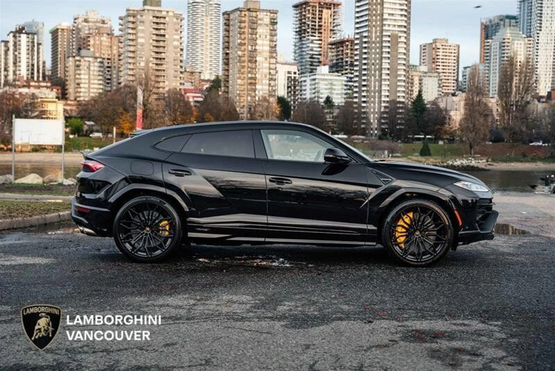 mph003_854259254_39069072_06550_2025_lamborghini_urus_004_9a29594623