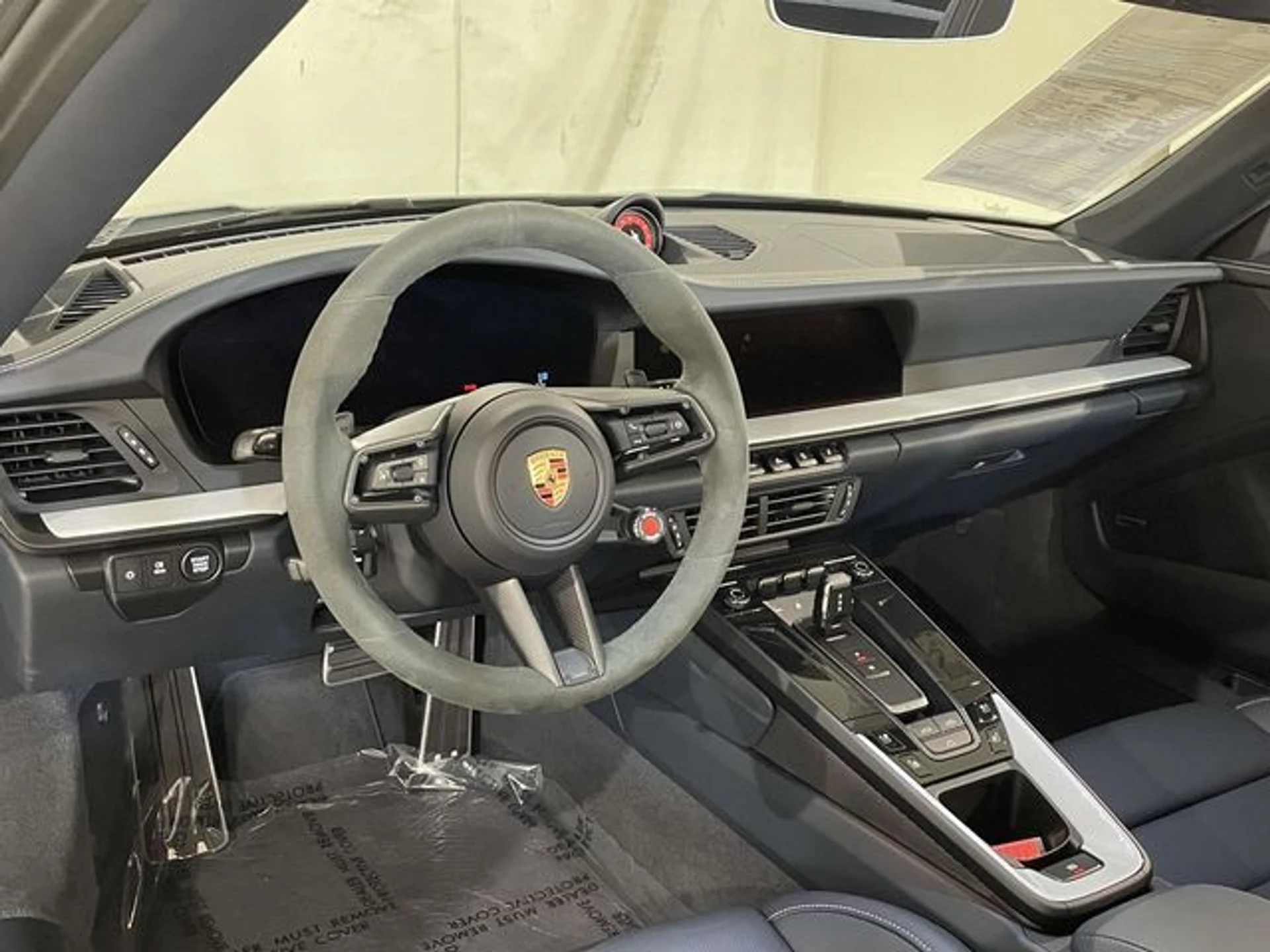 mph003_855226347_c2e8ff233084b2e18953022b41ae4820x_47909d0c8c