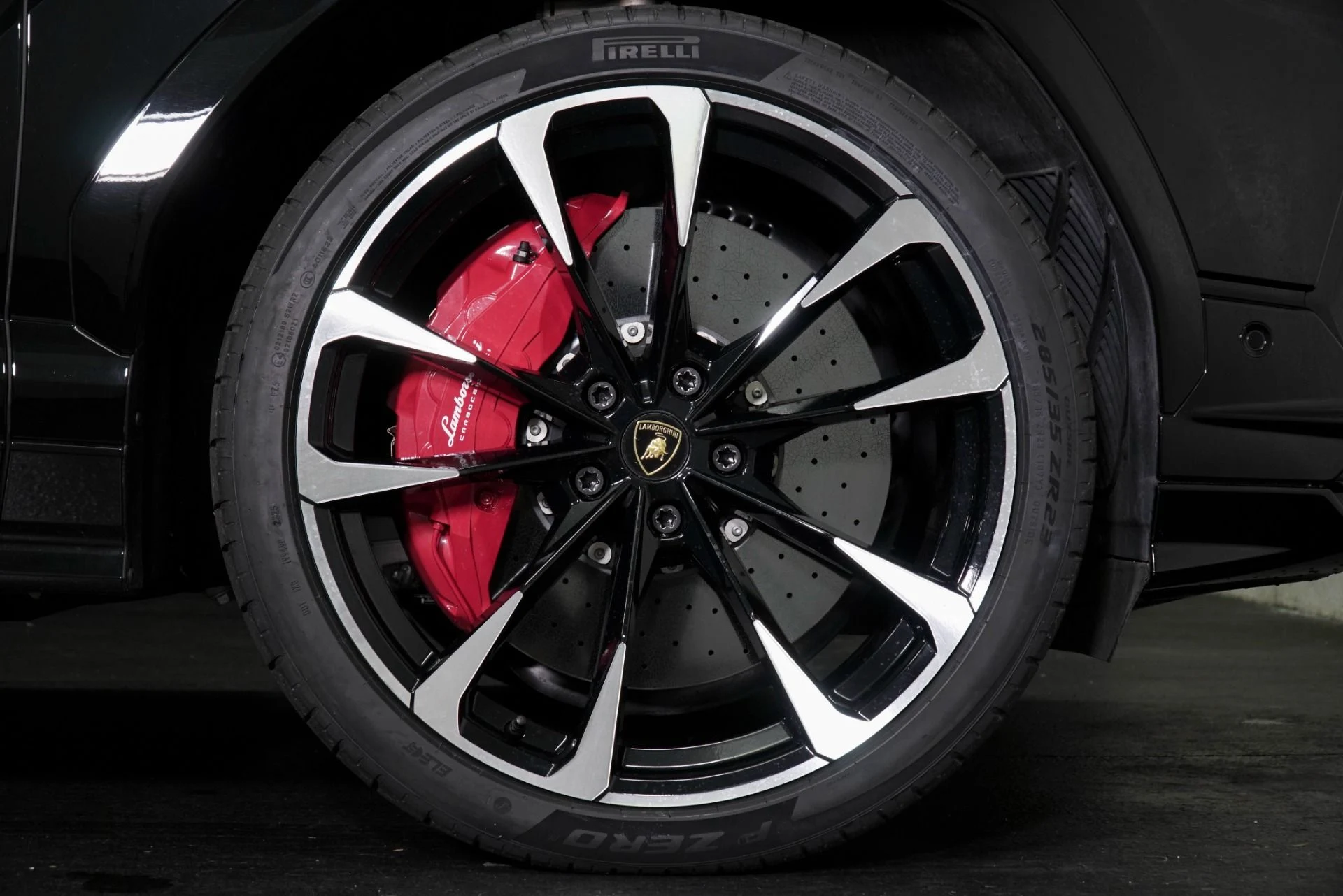 mph003_858759085_Used_2024_Lamborghini_Urus_S_1775152944_2276b35c7e