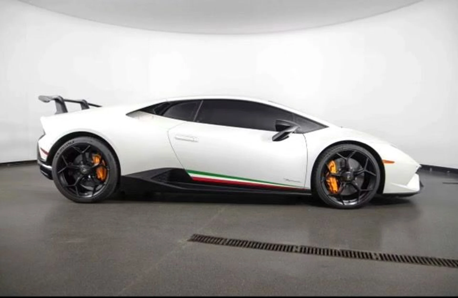 mph003_865134318_13511_p4_l_bcf79115a1