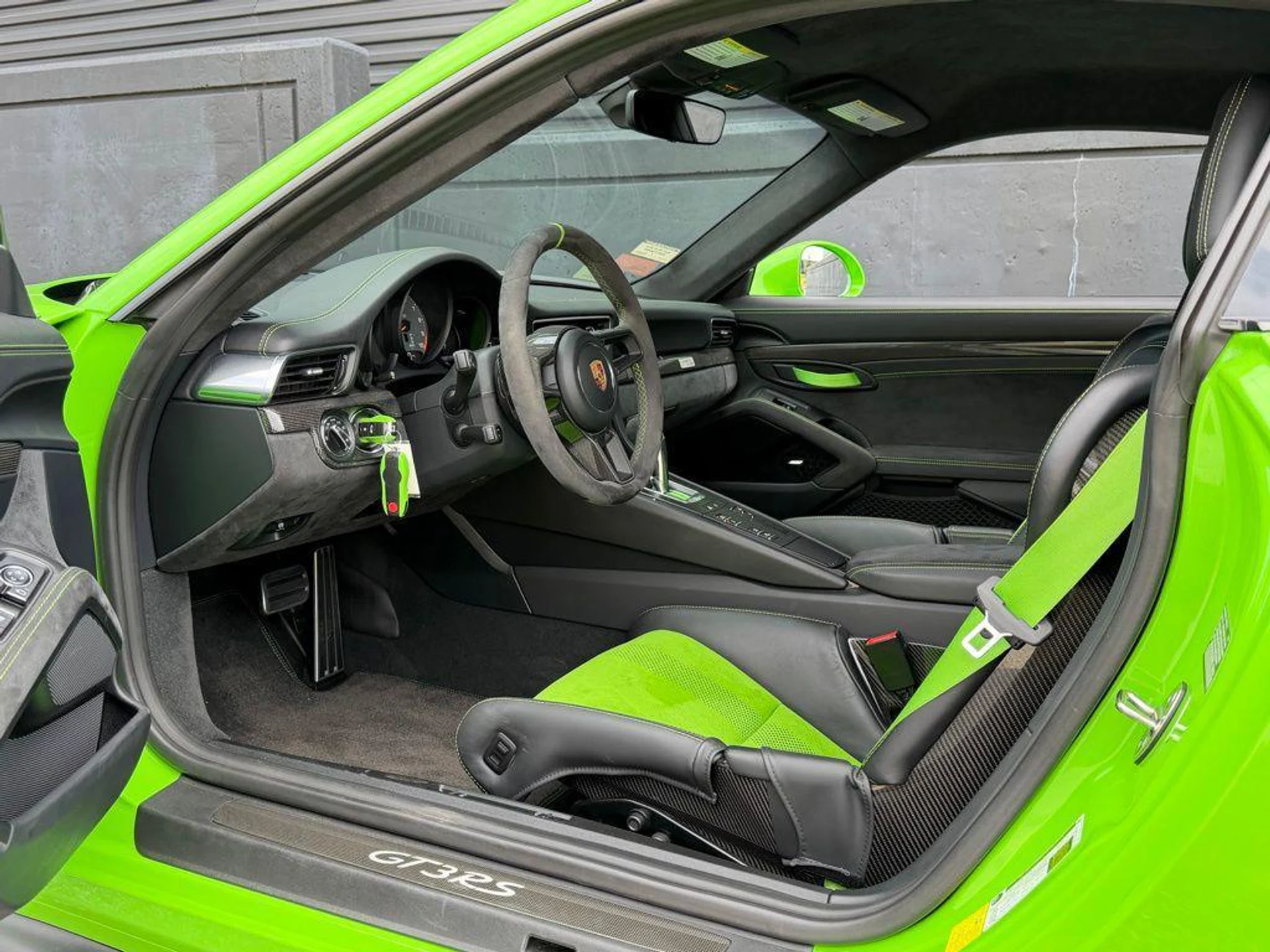 mph003_894699069_Myw_J4z_asq5_Q_Mx_Wb62e_LY_9w75i_Y_9dbfdc234c