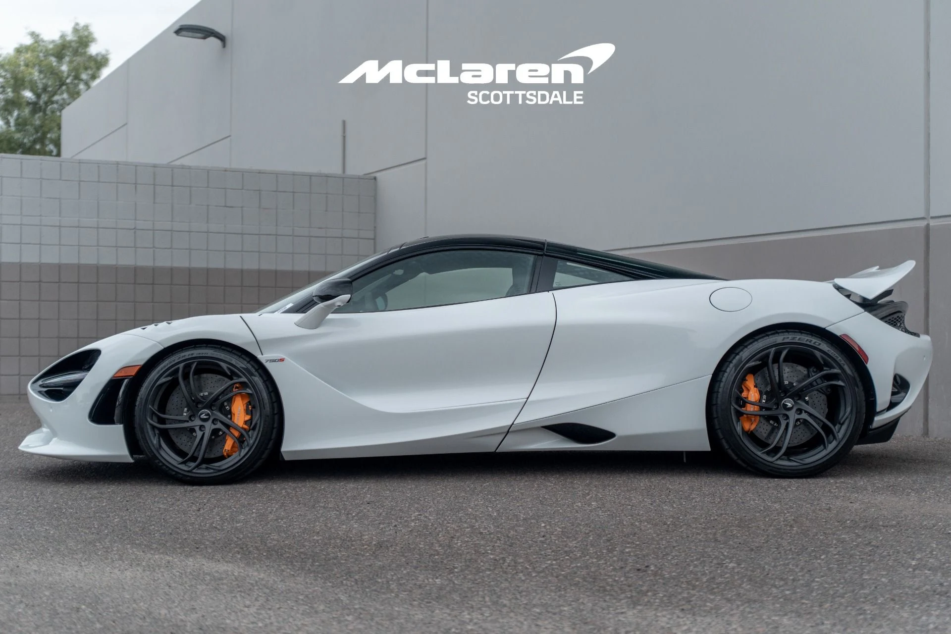 mph003_895750317_Used_2024_MCLAREN_750_S_1767646123_ec35e2e96f