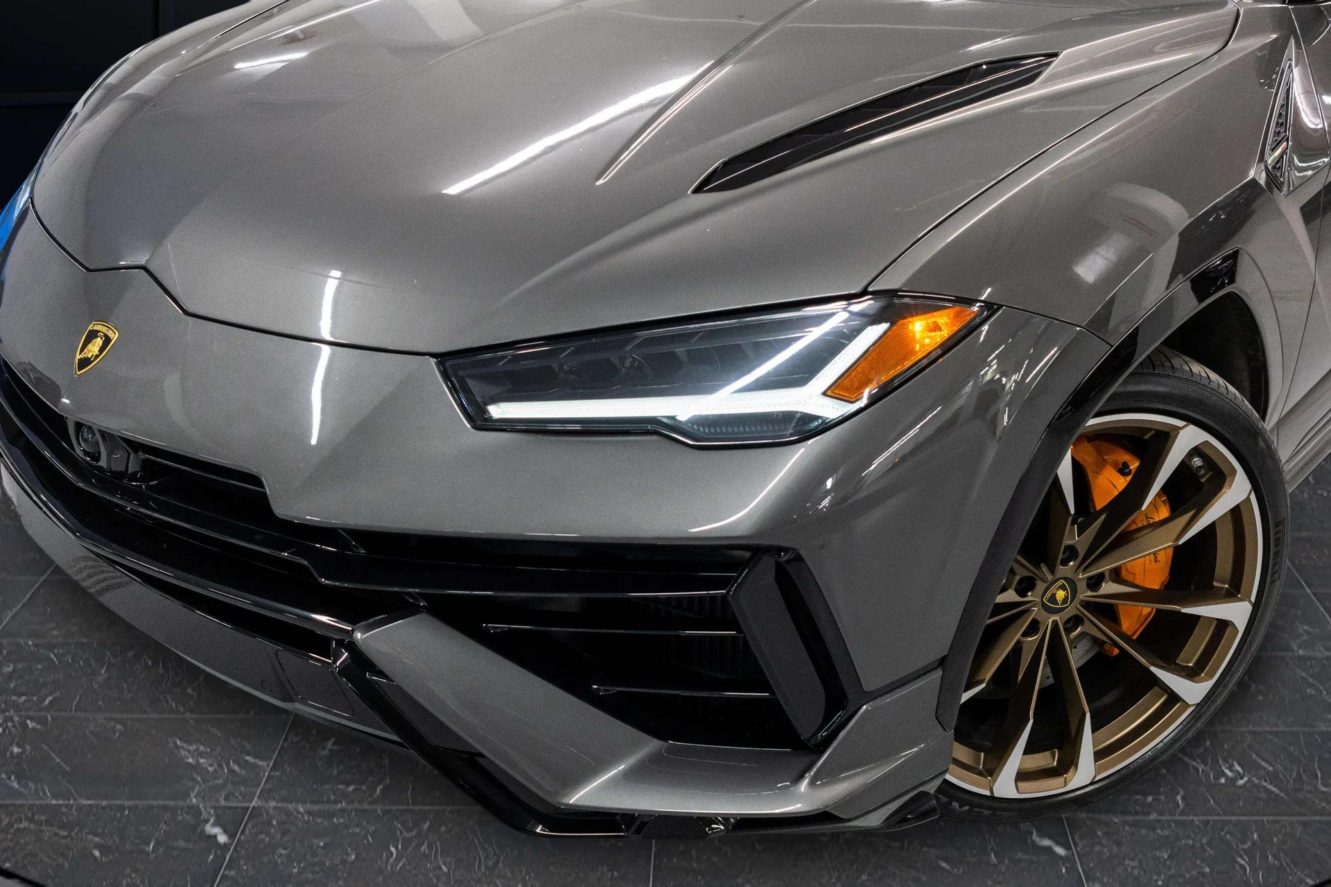 mph003_901443047_8e0ec1c1_ed93_407f_a201_83ab1108dc09_202420_Lamborghini20_Urus20_S2028_ZPBCB_3_ZLXRLA_3431329_4_3b4a79ffc4