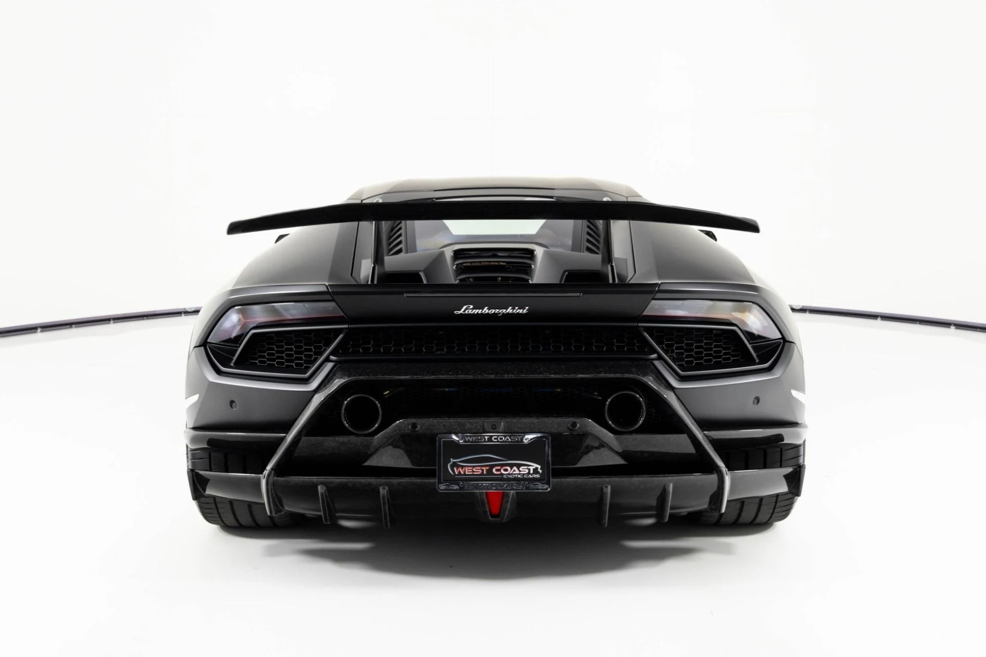 mph003_904288568_Used_2018_Lamborghini_Huracan_Performante_1762565889_9c01f0979d