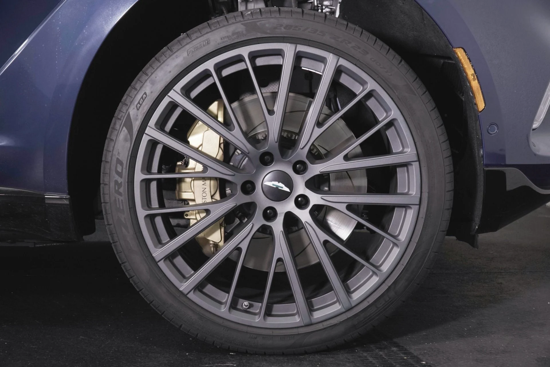 mph003_911514448_Used_2022_Aston_Martin_DBX_1781165233_76fe8c5a11