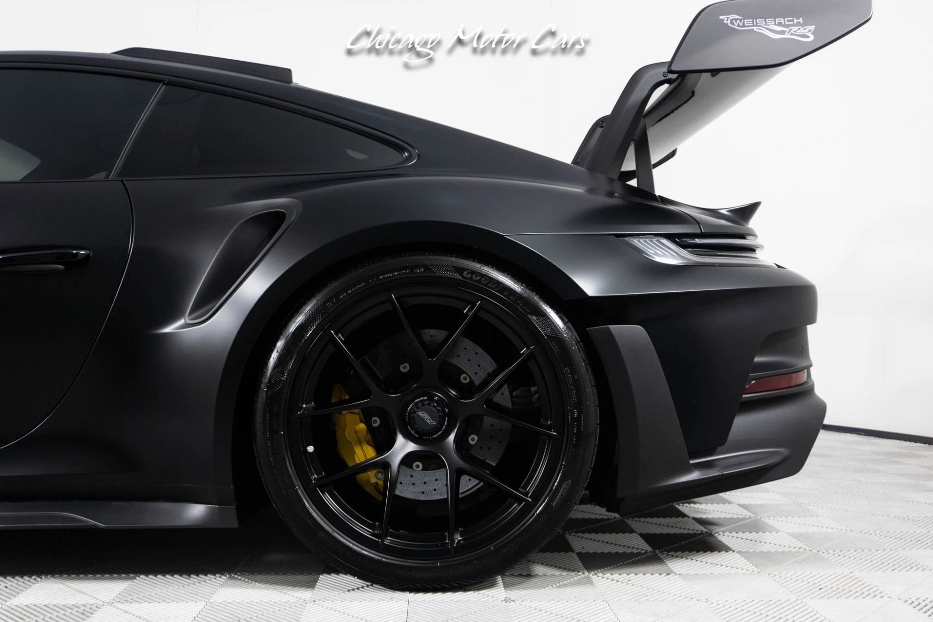 mph003_922034458_13397_p4_l_ef28cb1966