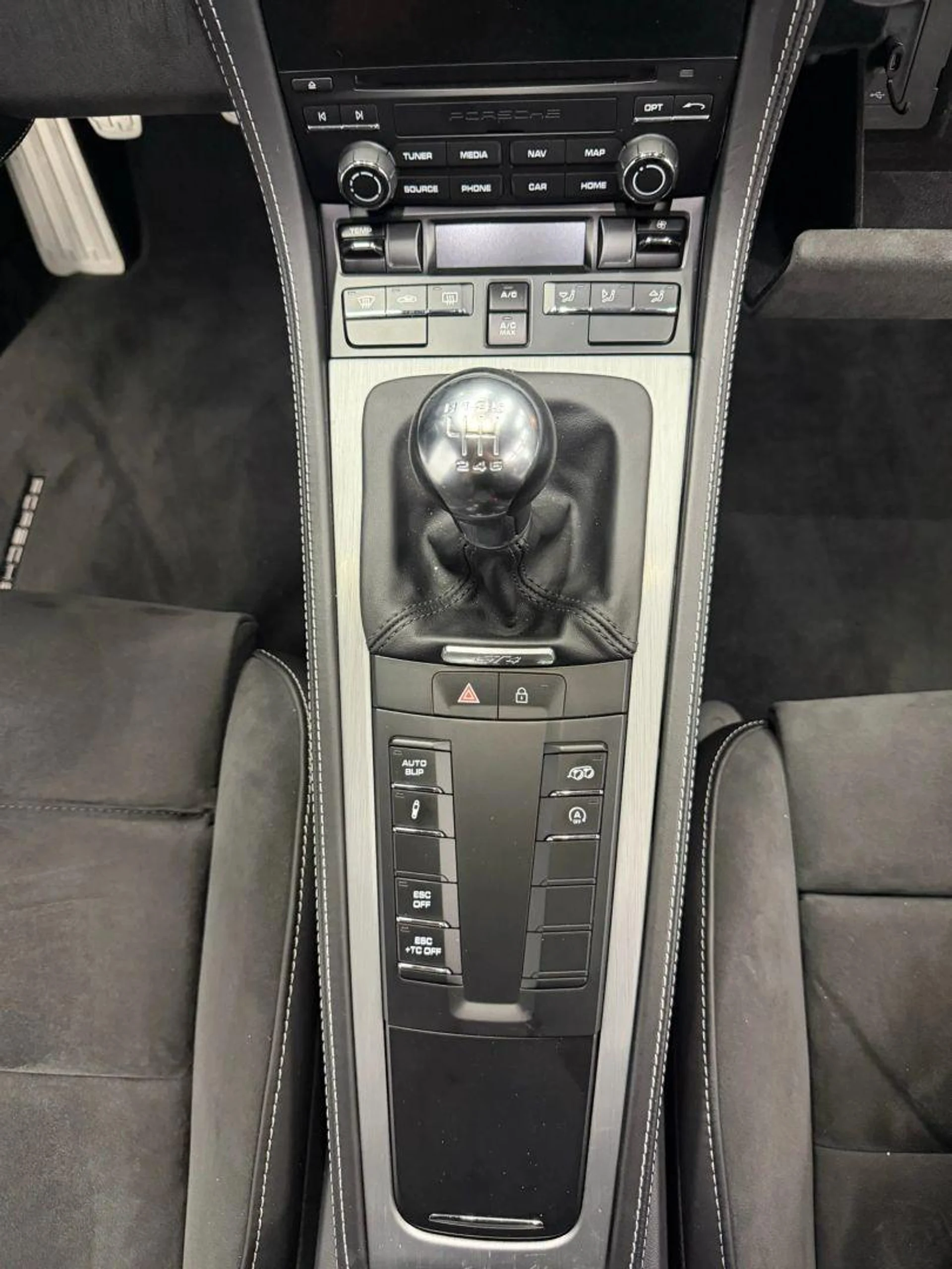 mph003_92605148_Used_2020_Porsche_718_Cayman_GT_4_Coupe_2_D_1788539725_c1c64c8e70