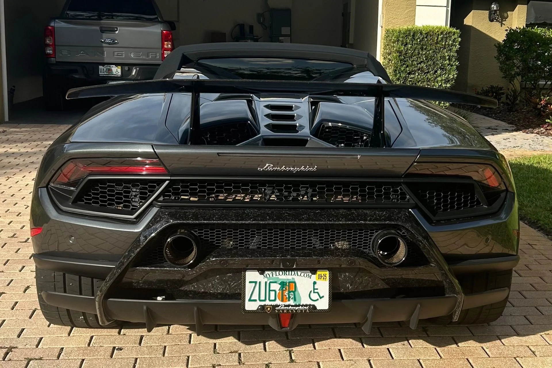 mph003_927625331_Used_2019_Lamborghini_Huracan_LP_640_4_Performante_Spyder_1732053877_ce0e45008f
