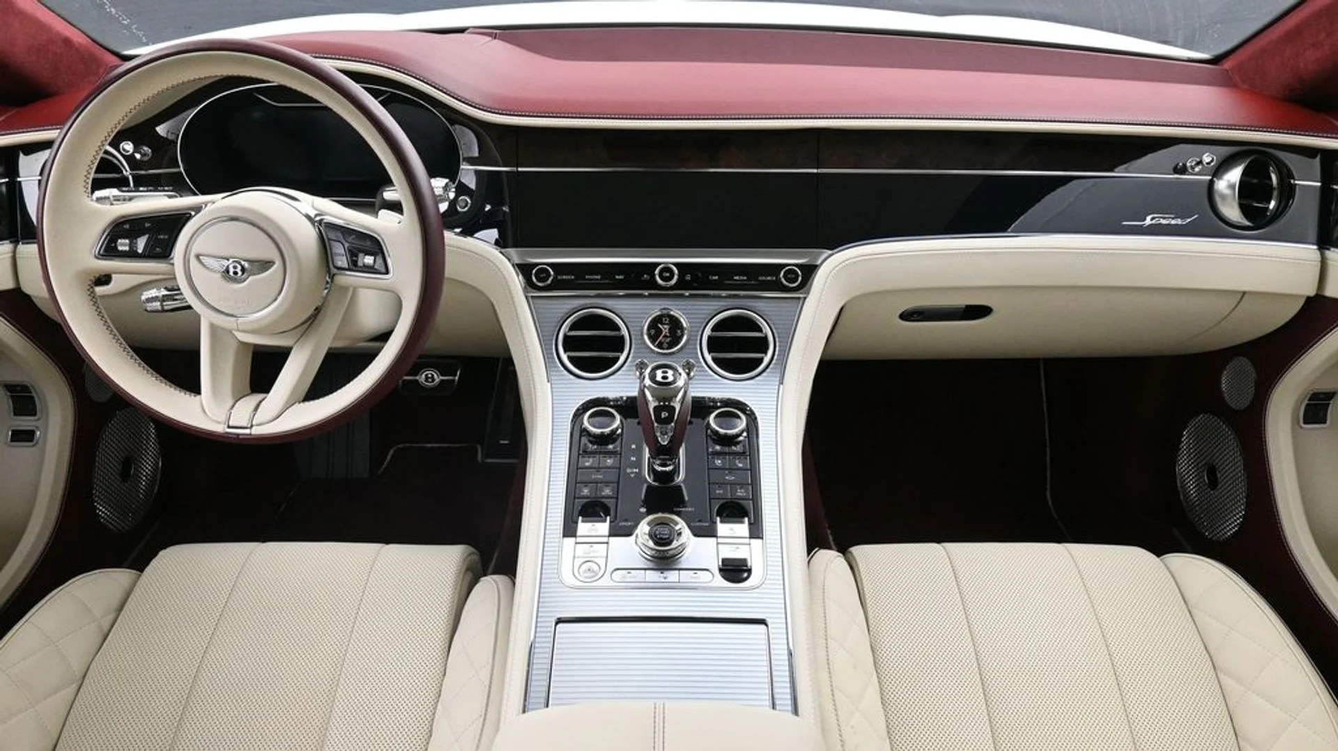 mph003_931190171_91b60164c2b29f4d29476936f3d2819dx_09ce97a293