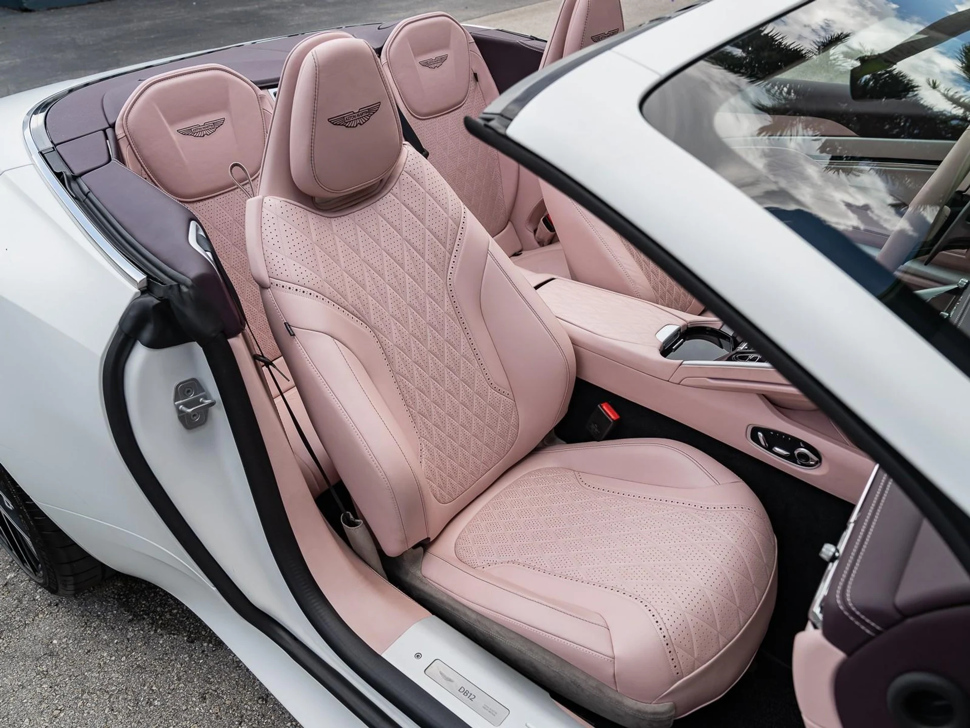 mph003_935147139_Used_2025_Aston_Martin_DB_12_1761167115_1adcc1da36