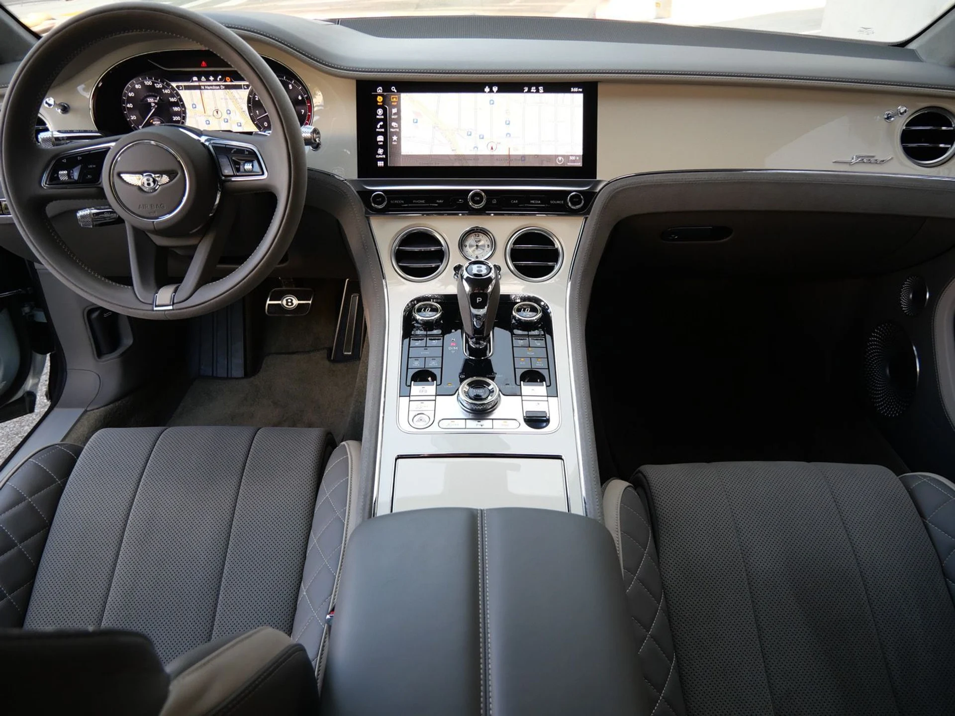 mph003_947592325_37cd65763bc234baacca2fbc20659054x_ba66d6c55d