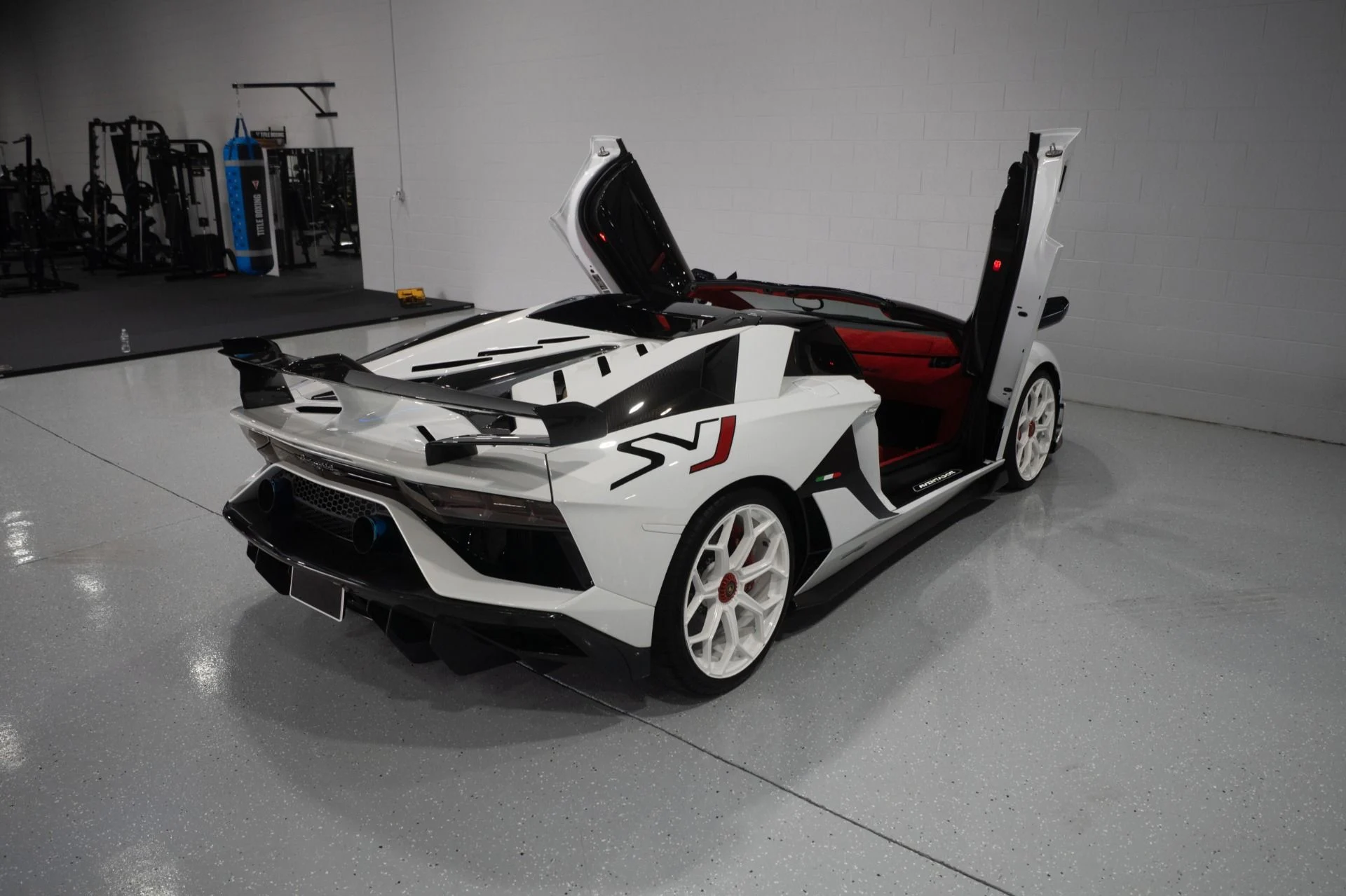 mph003_950893953_Used_2020_Lamborghini_Aventador_LP_770_4_SVJ_1784235565_623d762d0f