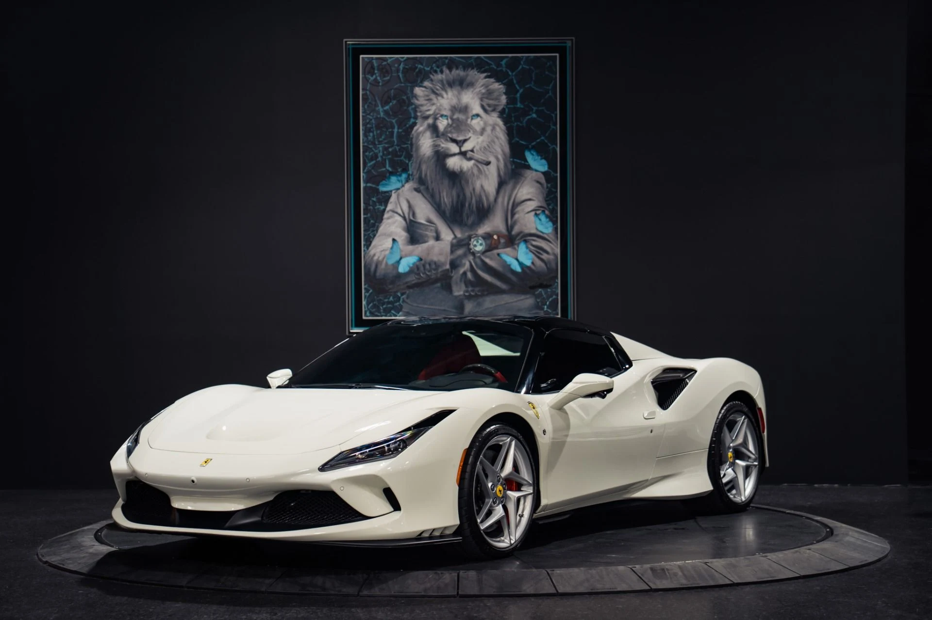 mph003_955648696_Used_2023_Ferrari_F8_Spider_Passenger_Display_Front_Lift_1786468942_023a76b346