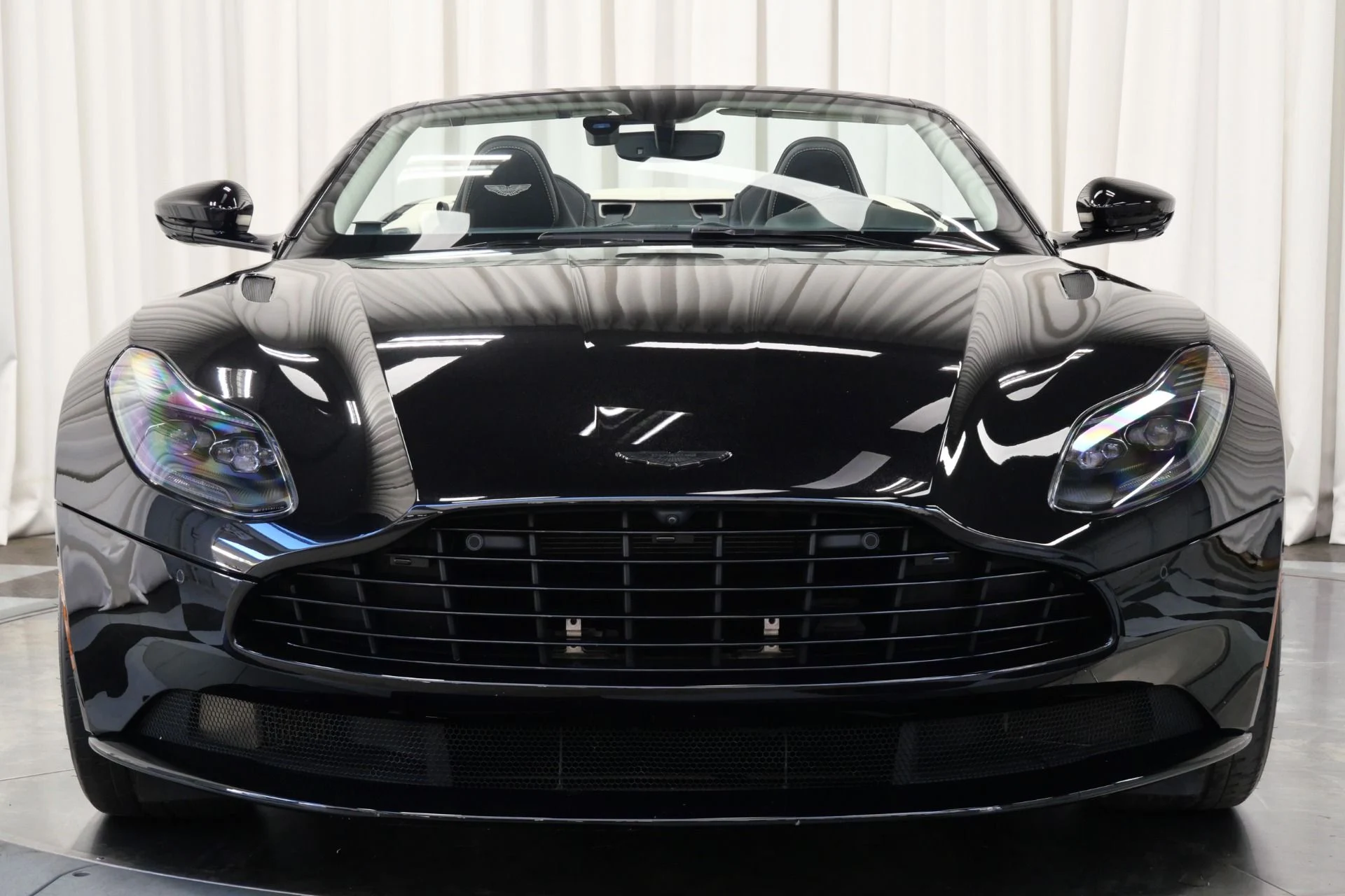 mph003_957166174_Used_2021_Aston_Martin_DB_11_Volante_1760108226_99102f84d8