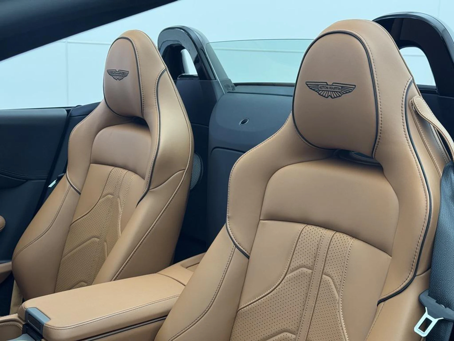 mph003_96462537_P_f1_Cka_P8_J7r_K_Uggm_PX_3p_XSS_Zms_218b9c49fa