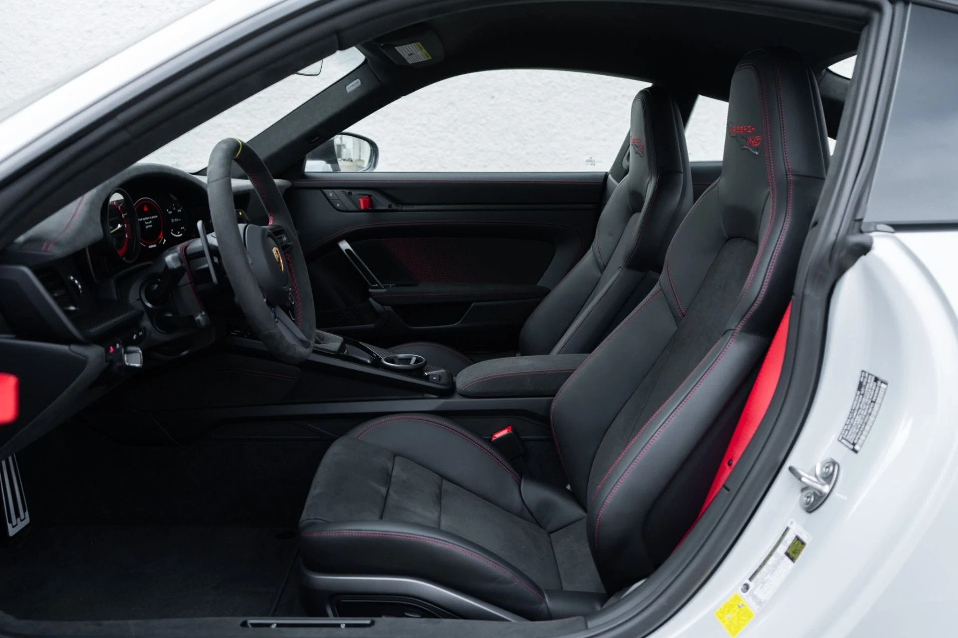 mph003_9695177_Used_2025_Porsche_911_GT_3_RS_1792181578_75601f83d4