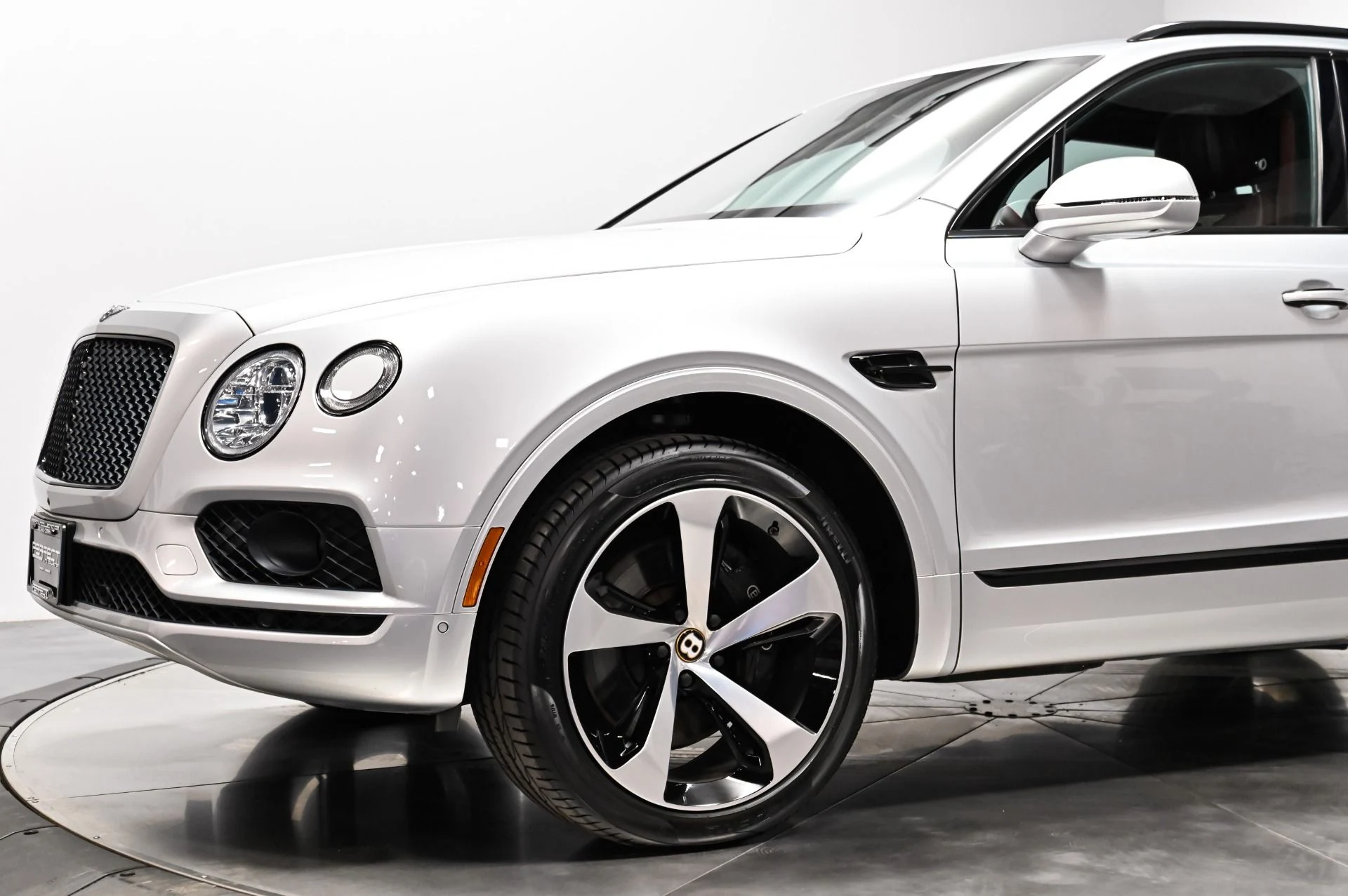 mph003_984497532_Used_2019_Bentley_Bentayga_V8_1790790764_e0d6a00d8d