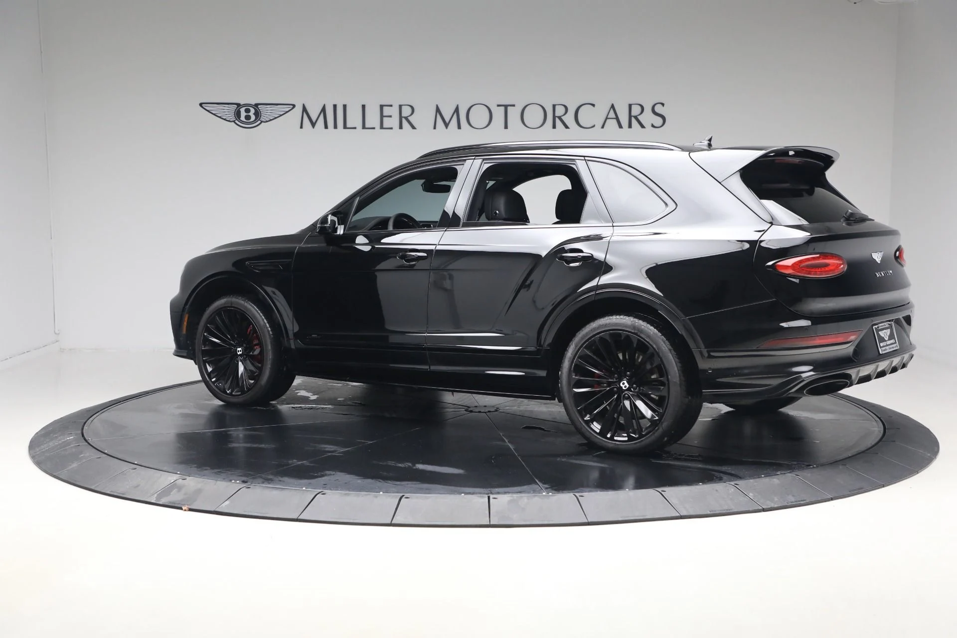 mph003_9848071_Used_2023_Bentley_Bentayga_Speed_1769469901_2c59703886