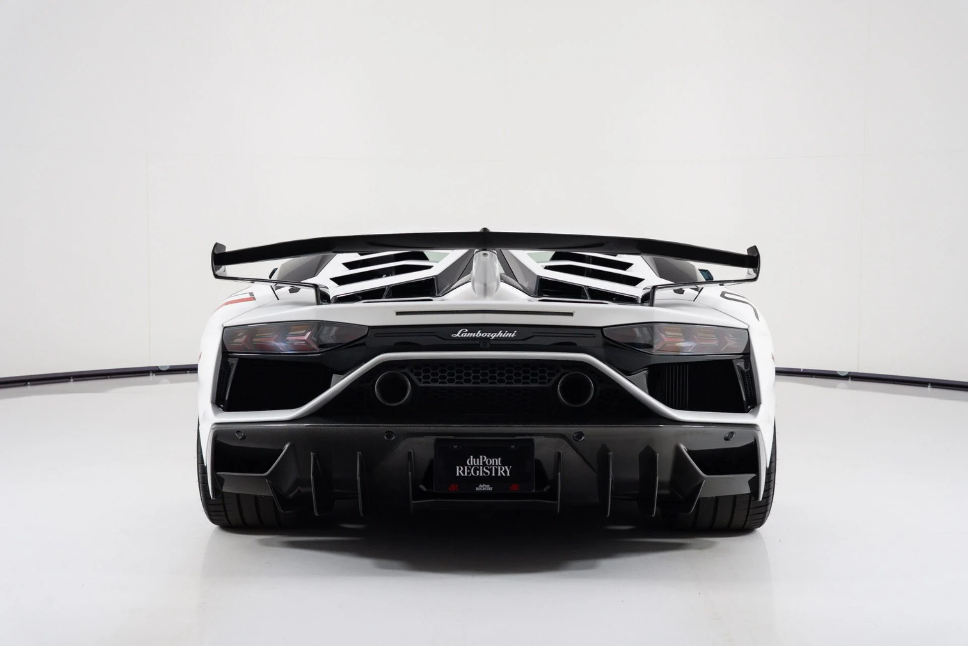 mph003_999478712_Used_2019_Lamborghini_Aventador_SVJ_1782851531_7f4ab7db1a