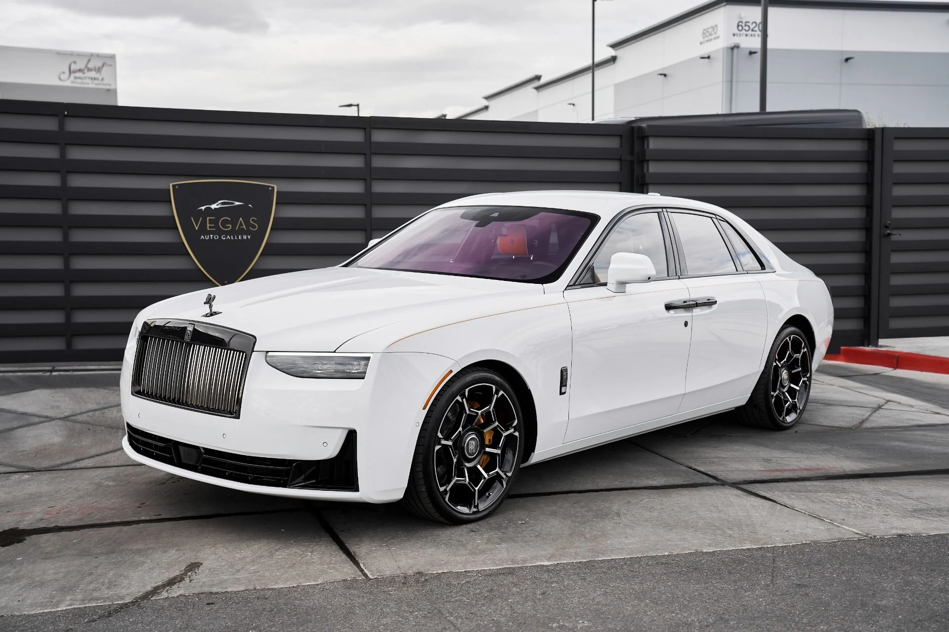 mph004_1001290485_Used_2025_Rolls_Royce_Ghost_Black_Badge_1763167752_62835f753a