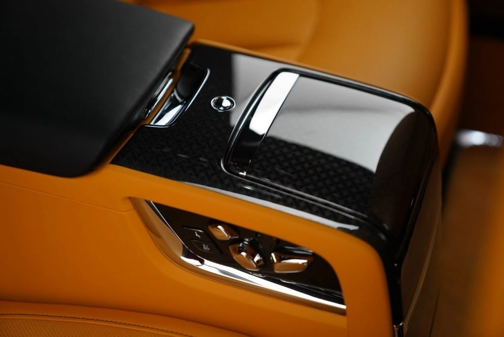 mph004_1007653271_r6qb6obnshg2wui6h84407x79t3c_5f6e8f346b