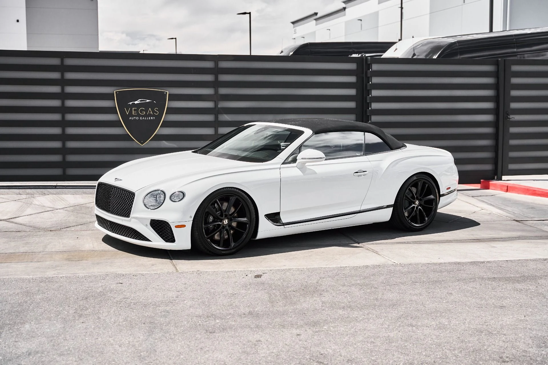 mph004_1009925785_Used_2020_Bentley_Continental_GT_V8_1777078720_8f0335782e