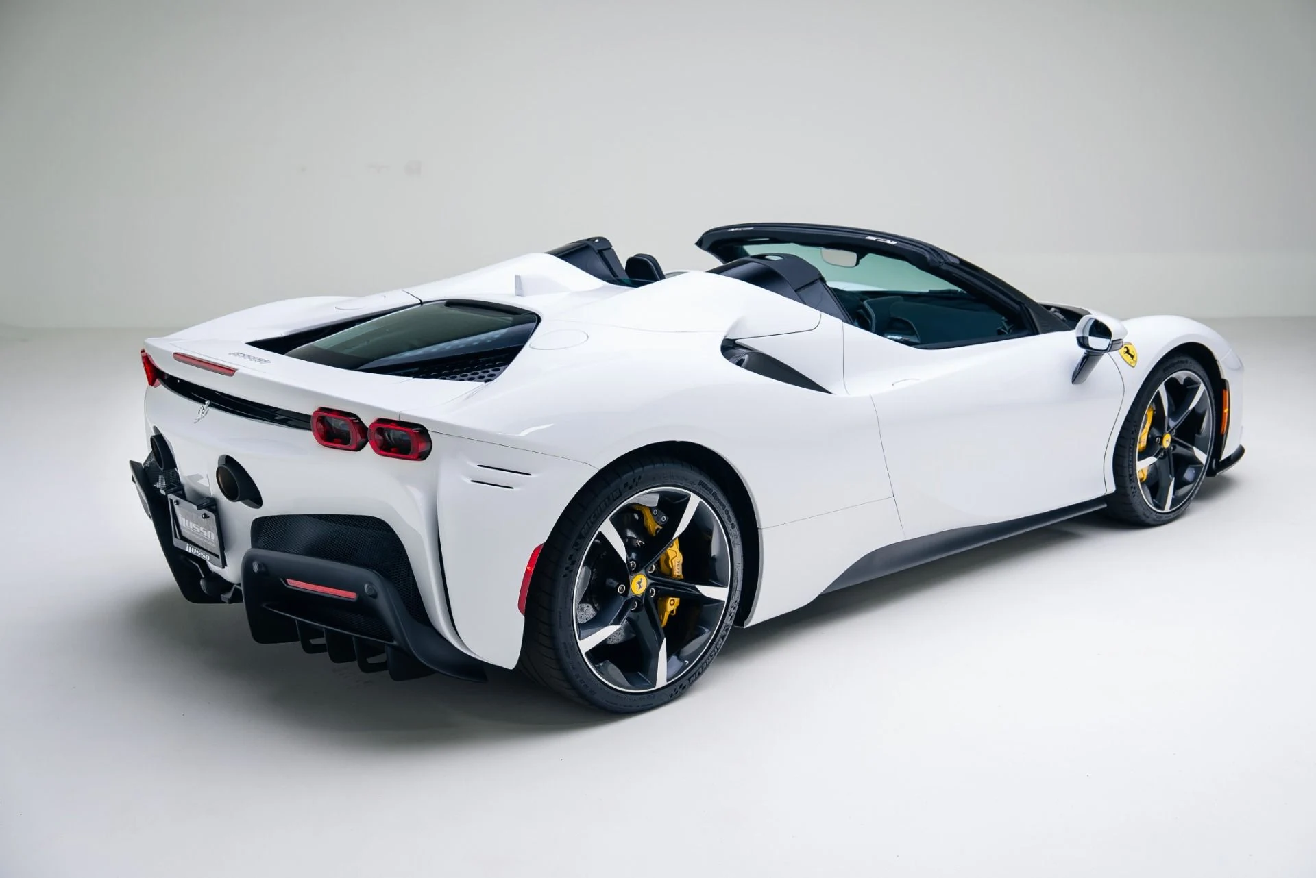 mph004_102020657_Used_2024_Ferrari_SF_90_Spider_1764978674_ec47f5c4a9