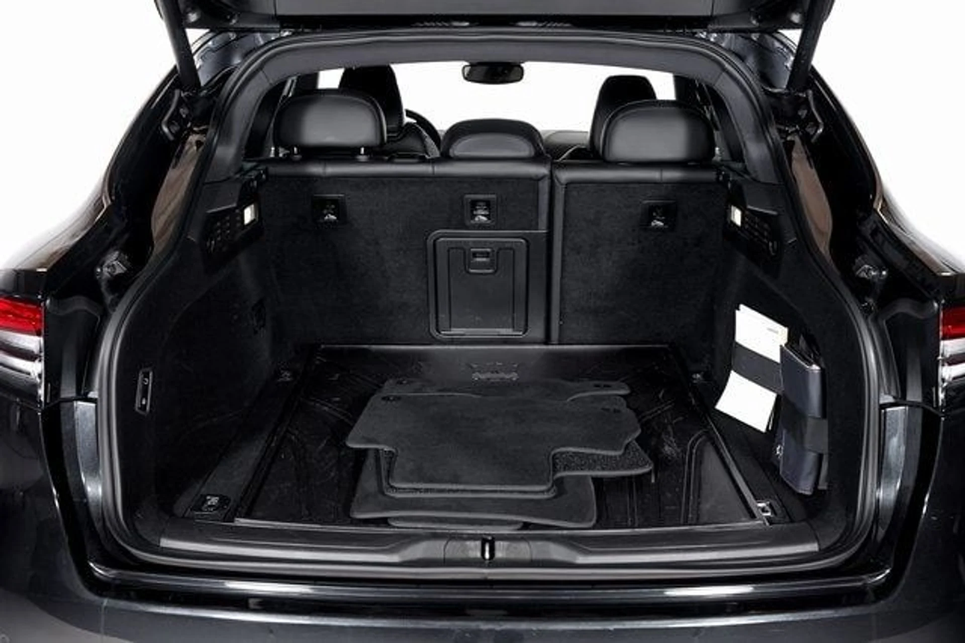 mph004_1031263587_a40a5730cd8ce220e217a2346172223fx_aecf4127c1