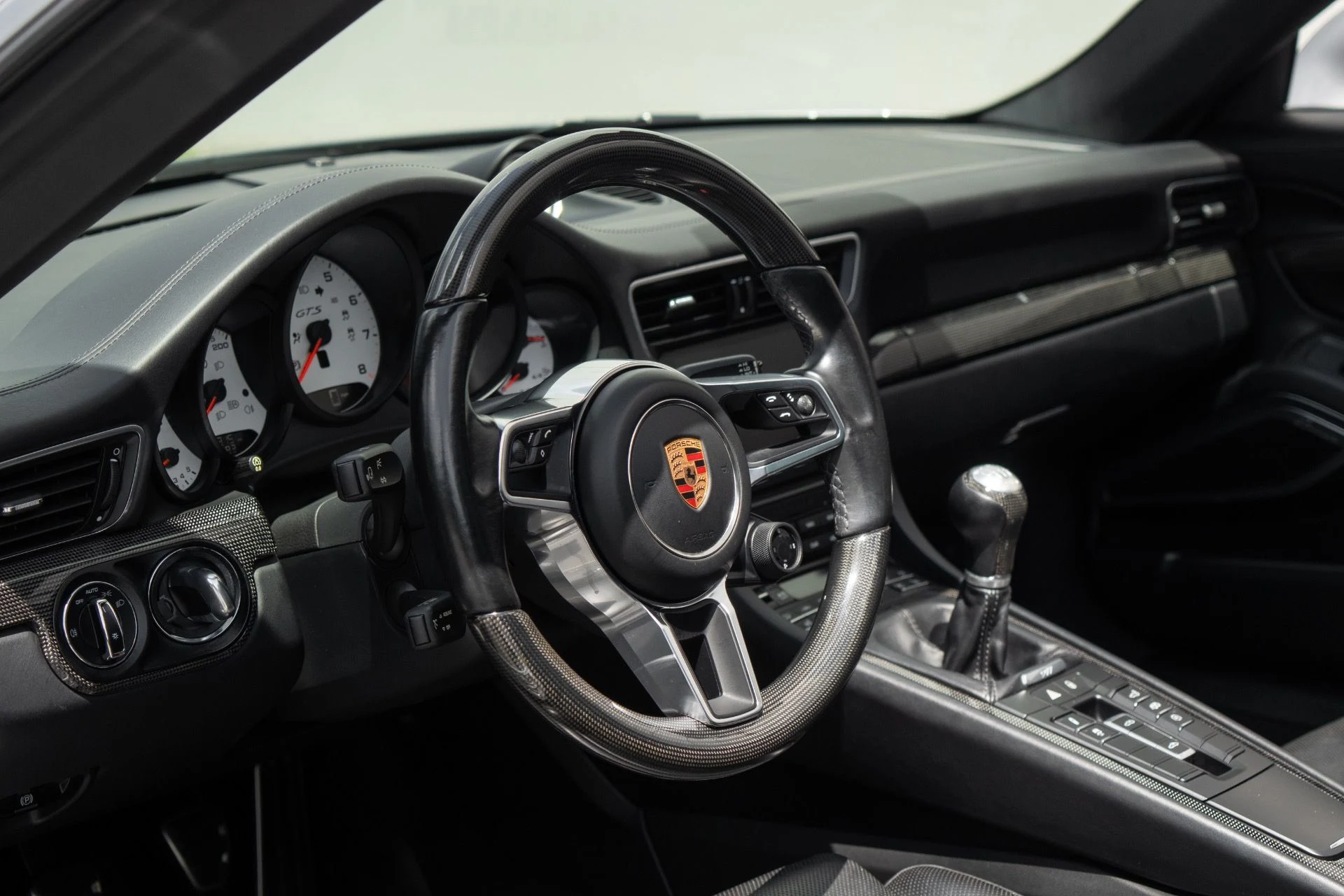 mph004_1034446311_Used_2019_Porsche_911_Targa_4_GTS_1756154089_b438424c6c