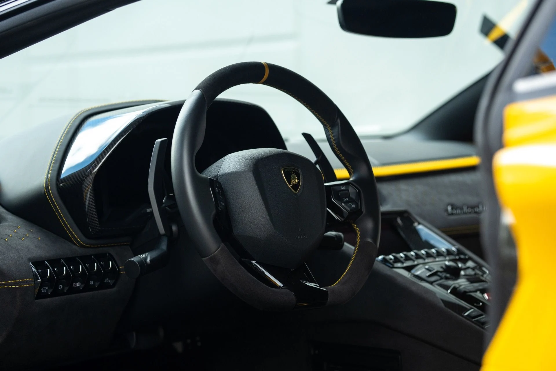 mph004_1035283313_Used_2022_Lamborghini_Aventador_LP_780_4_Ultimae_1757714109_68dfe3258c