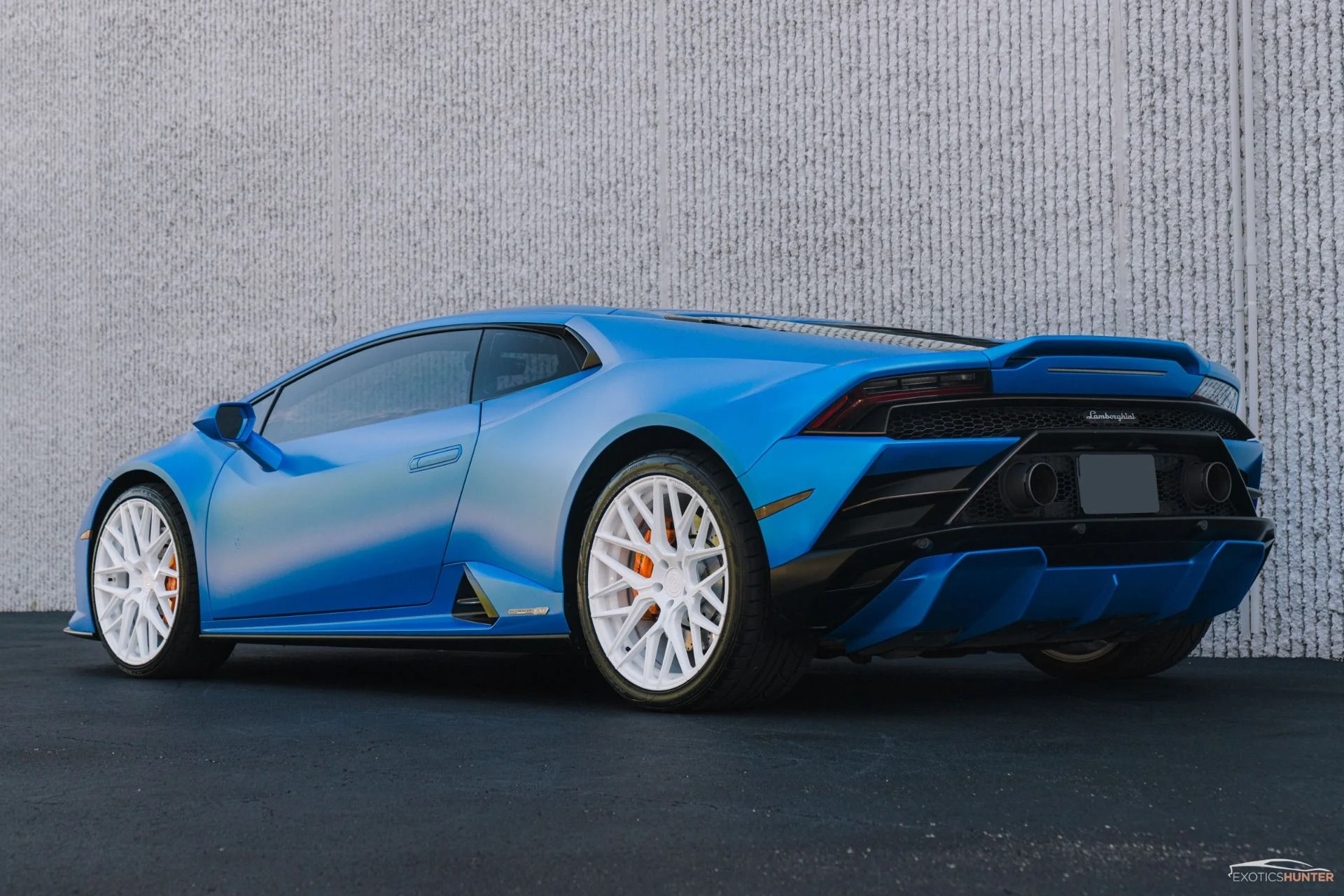 mph004_1036356033_Used_2020_Lamborghini_Huracan_EVO_Blu_Aegeus_Matte_Paint_w_Orange_Leather_Sensonum_Audio_1781046244_e4f9a9abb8