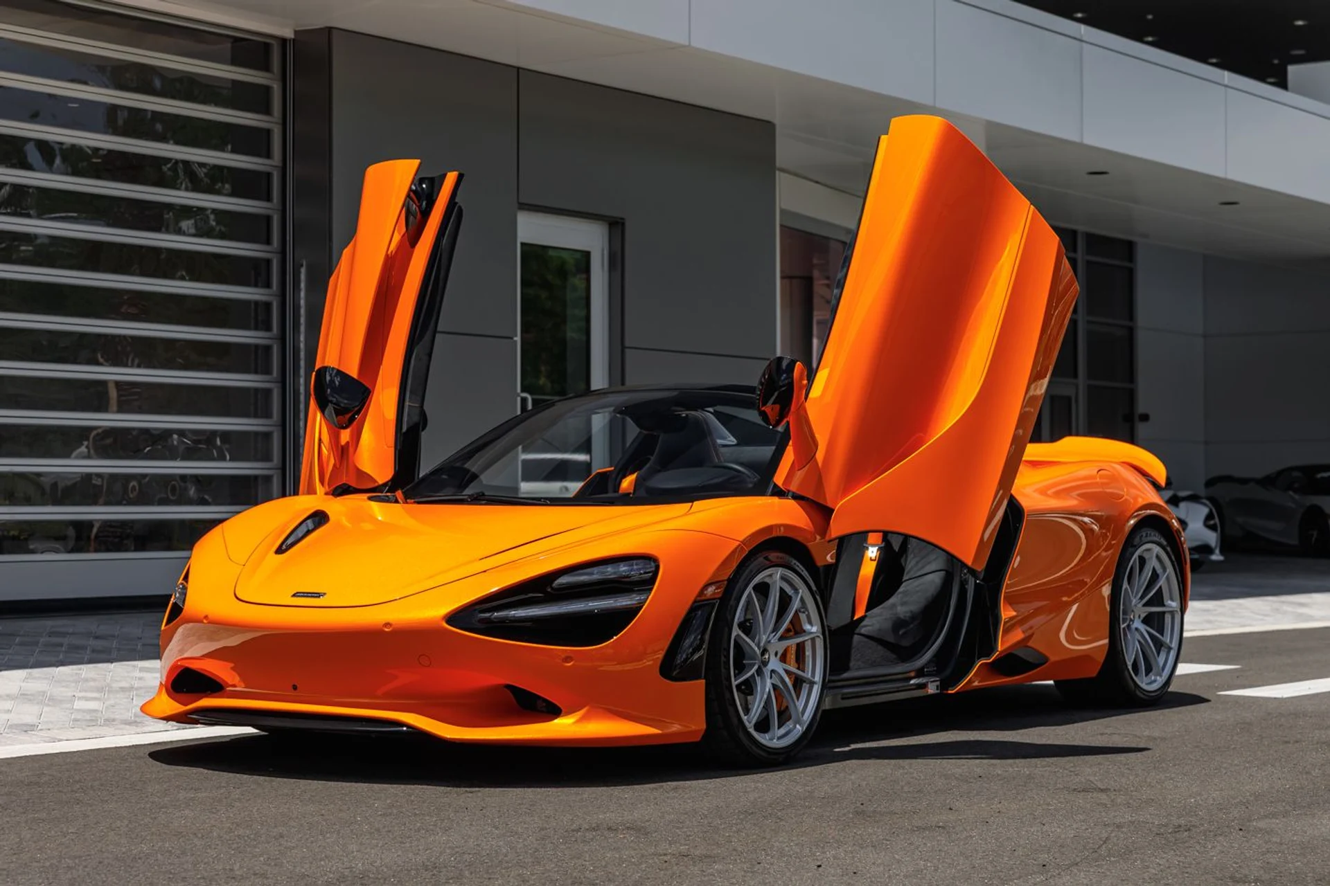mph004_104219206_Used_2024_Mc_Laren_750_S_Spider_4e58862236