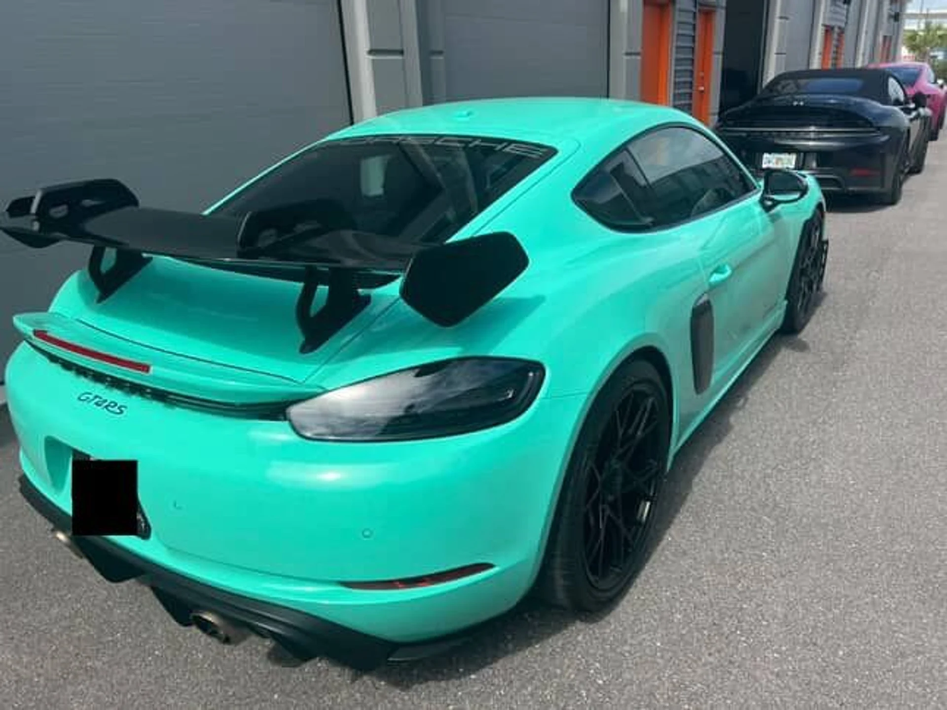 mph004_1045279999_Used_2024_Porsche_718_Cayman_GT_4_RS_1753399108_894d6e6dbd