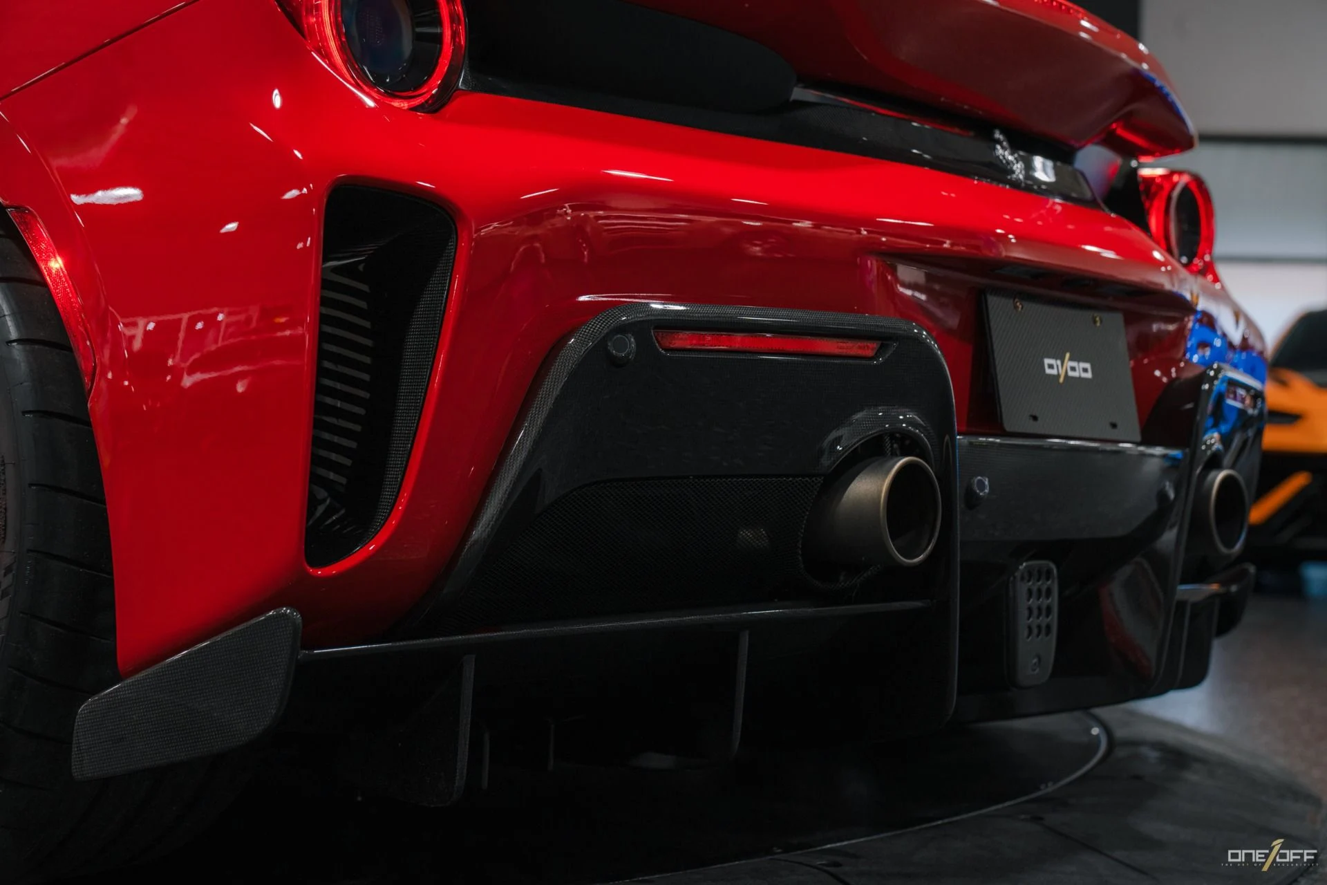 mph004_1047690141_Used_2019_Ferrari_488_Pista_ONLY_STRIPE_LESS_SPEC_ON_MARKET_Matte_Carbon_Interior_1754960231_04e74ca94e