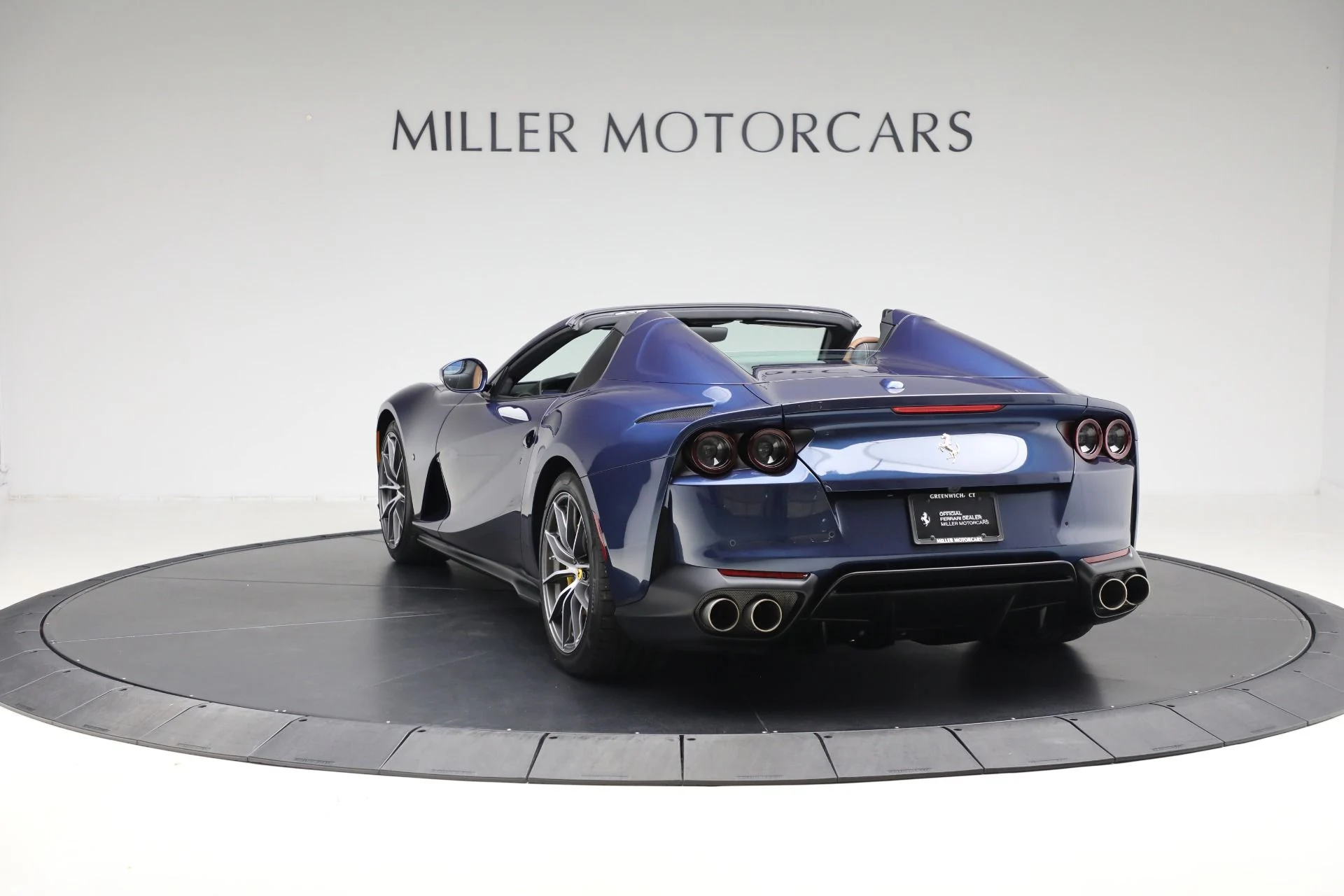 mph004_1048838730_Used_2022_Ferrari_812_GTS_1761676102_eb329c8c77