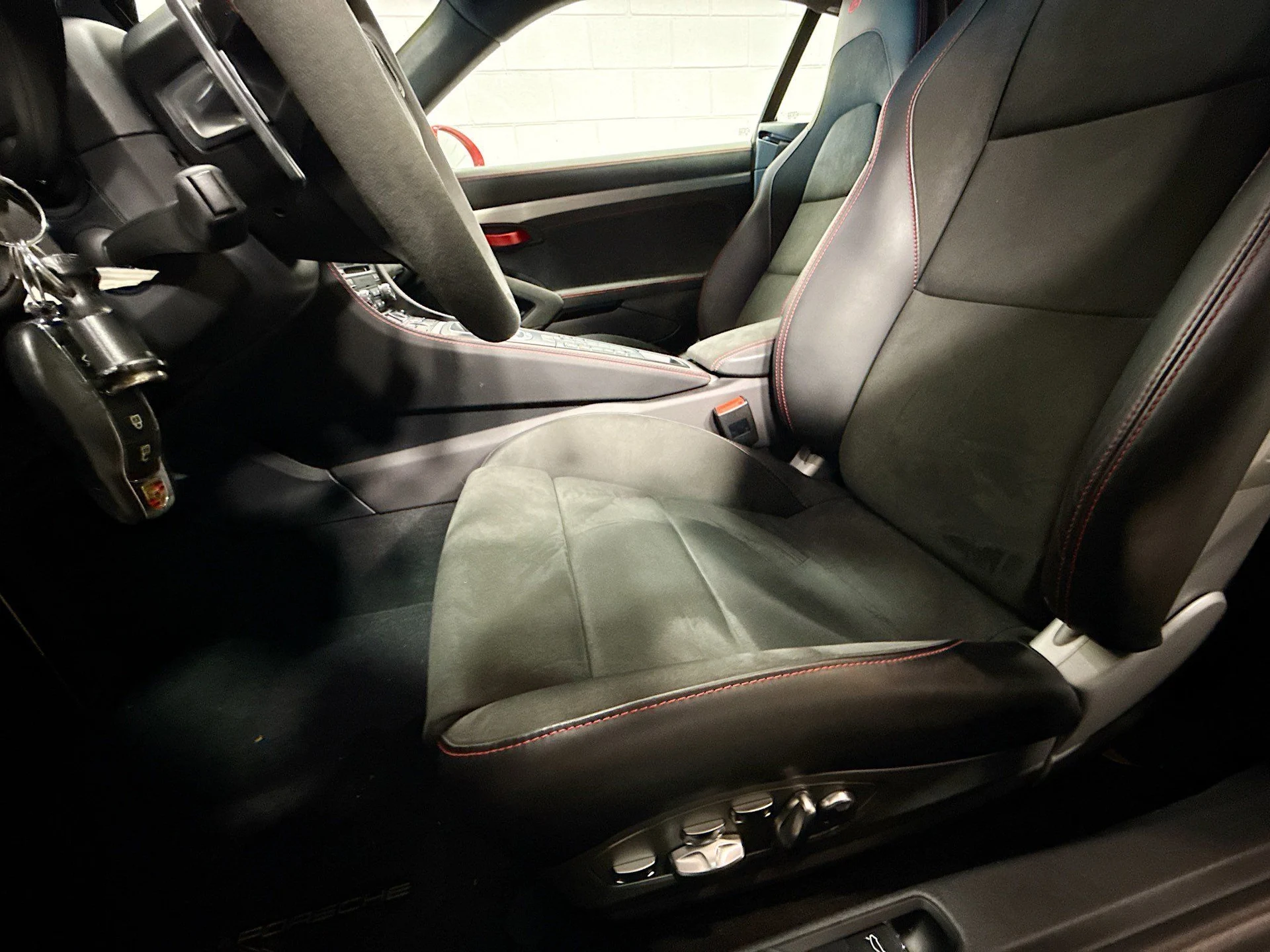 mph004_104942450_feeead0d85815dd006b3428f44de9bb9_4d5264744a