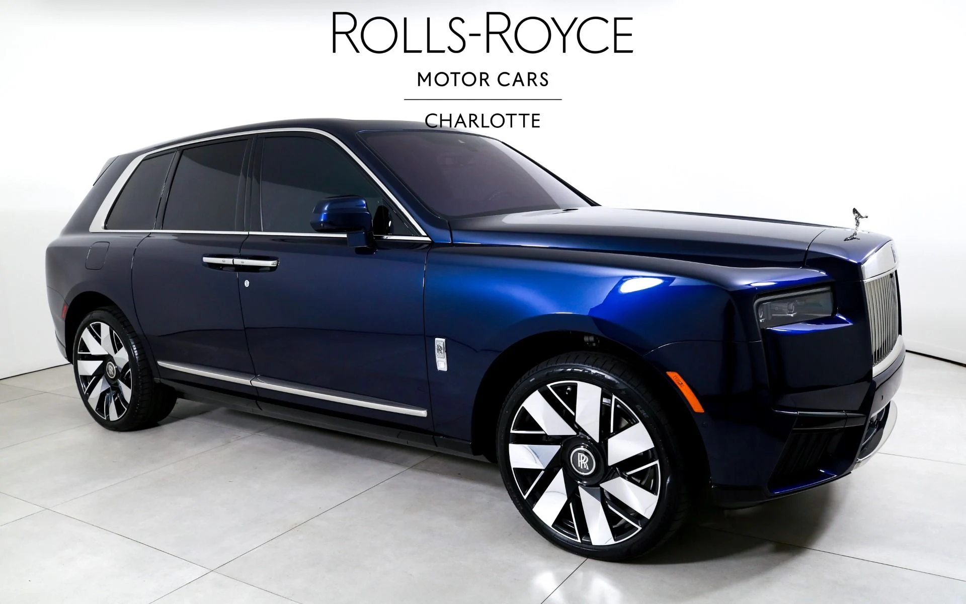 mph004_1073153224_Used_2025_Rolls_Royce_Cullinan_1789143669_0ea94656a2
