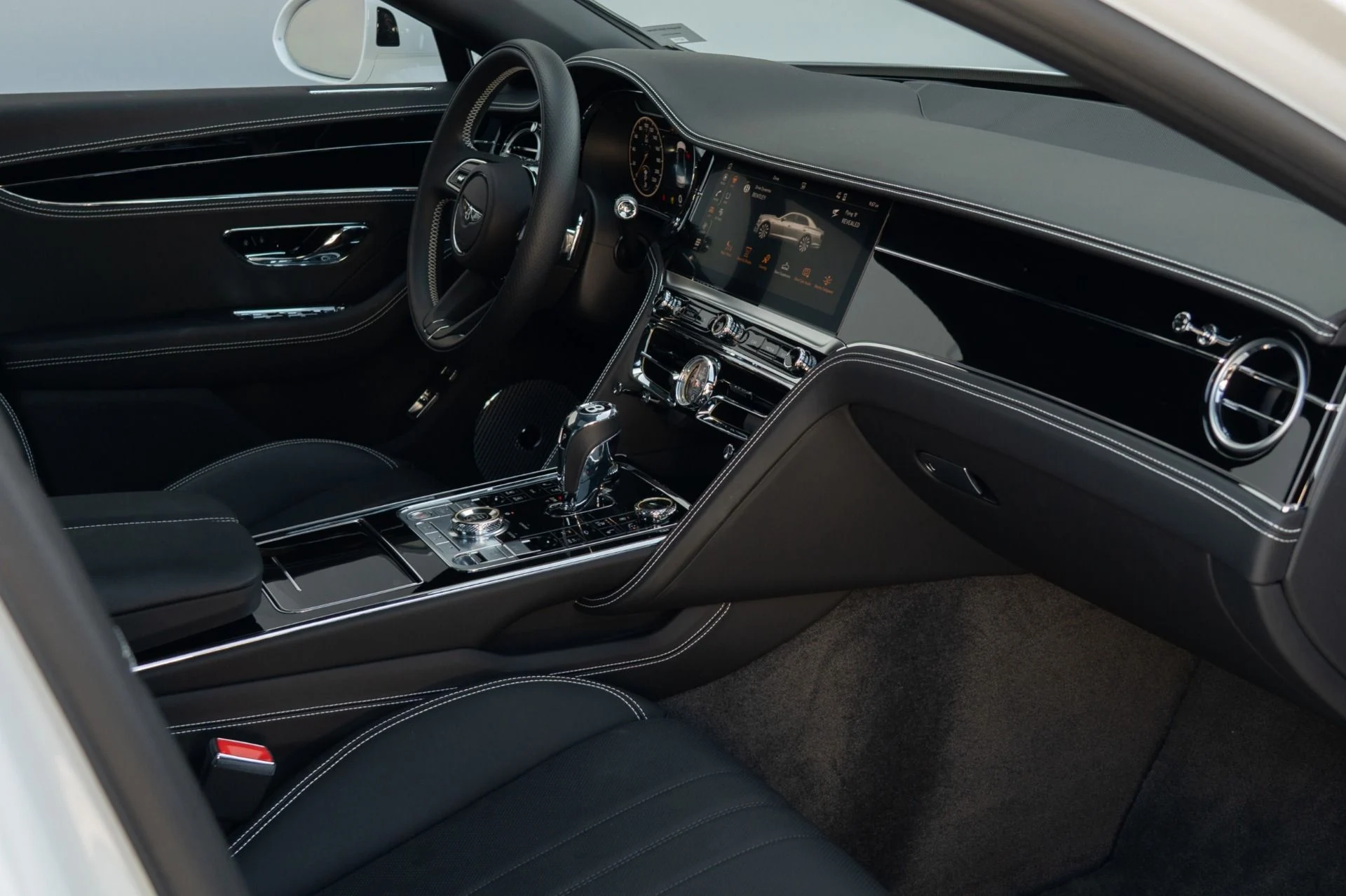 mph004_1091904265_Used_2024_Bentley_Flying_Spur_Edition_8_1757964716_464c5baf57