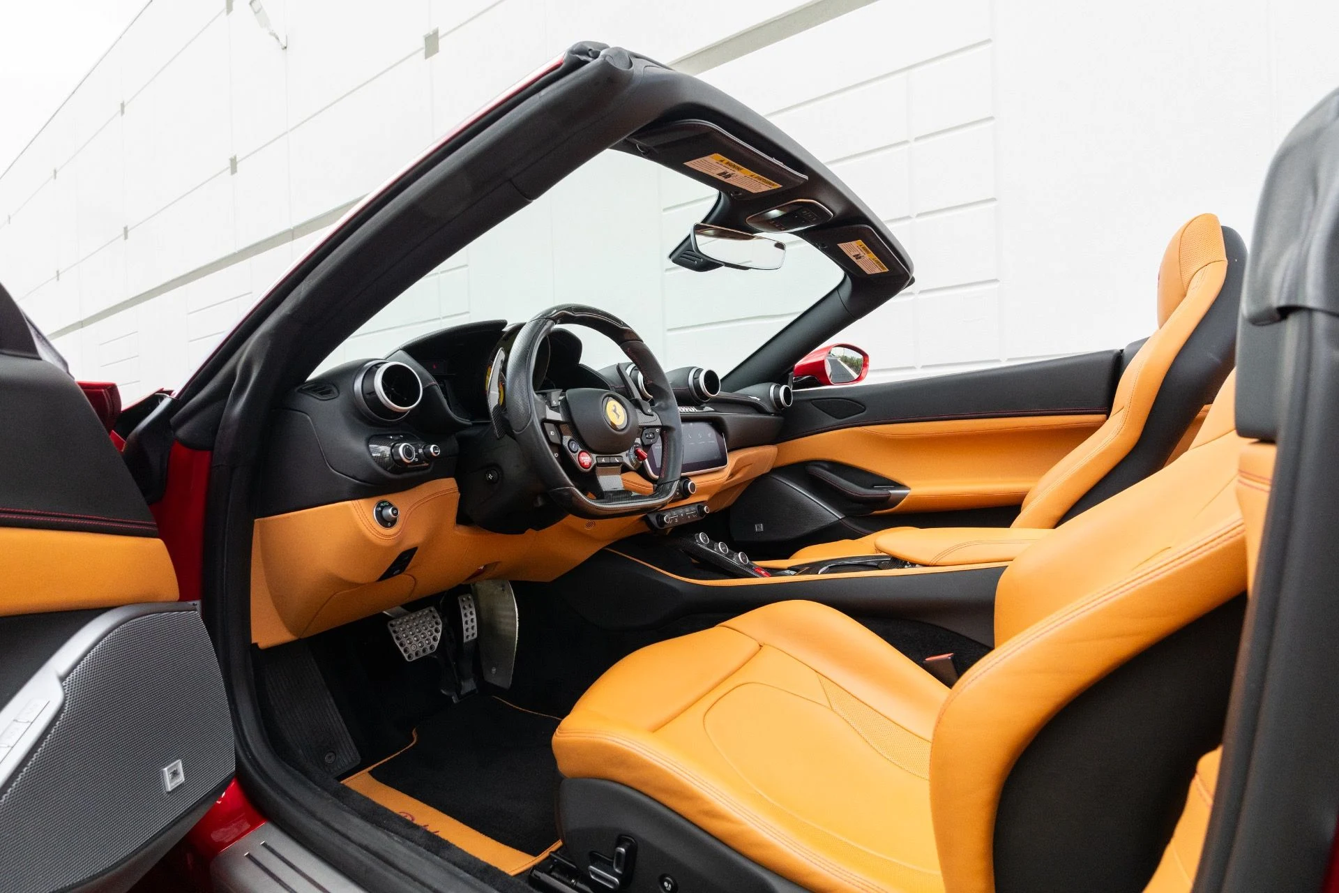 mph004_1100563376_Used_2019_Ferrari_Portofino_1779385815_308be4c0b0