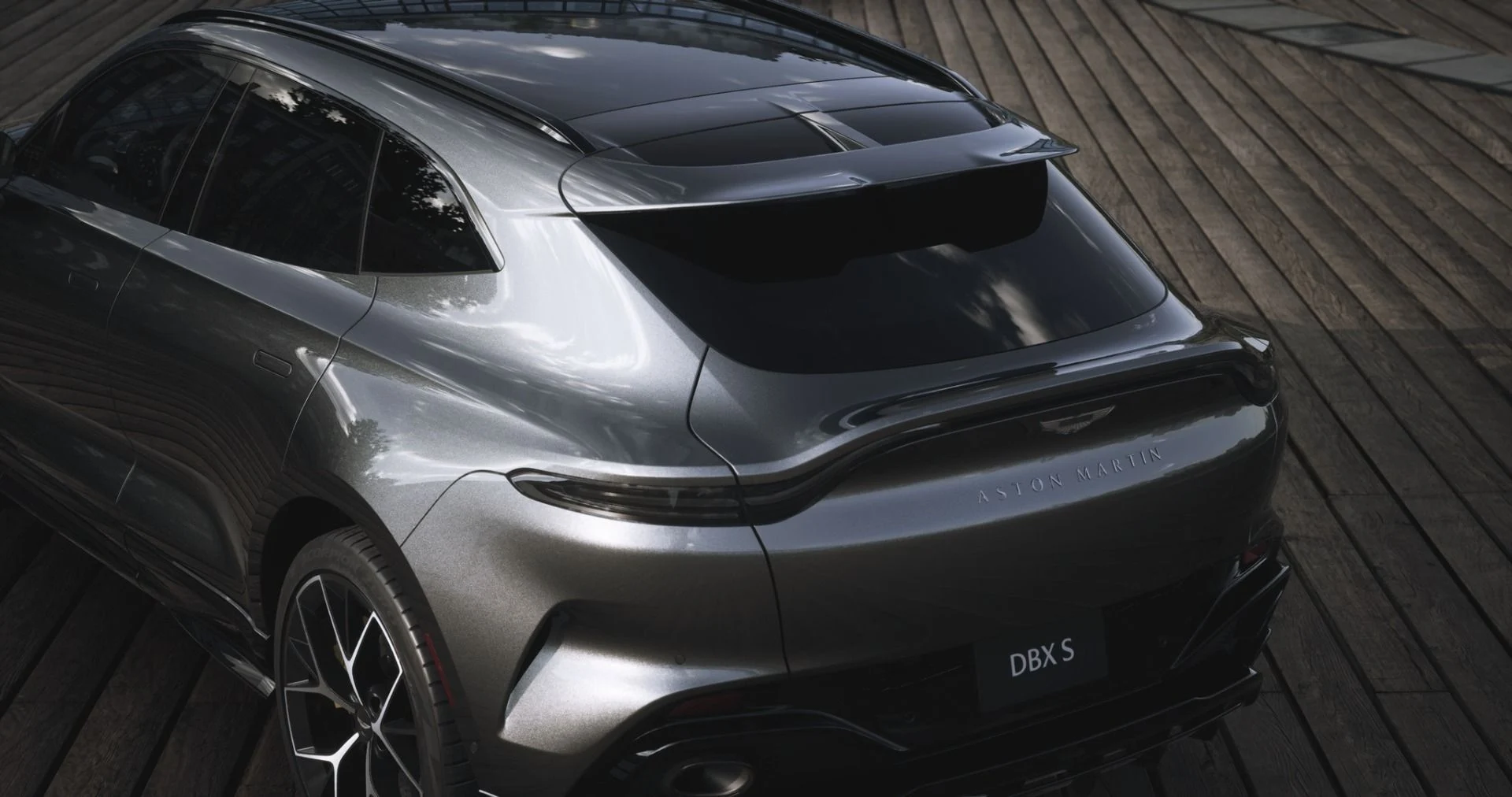 mph004_1101536083_New_2026_Aston_Martin_DBX_S_IN_TRANSIT_33e0150a9b