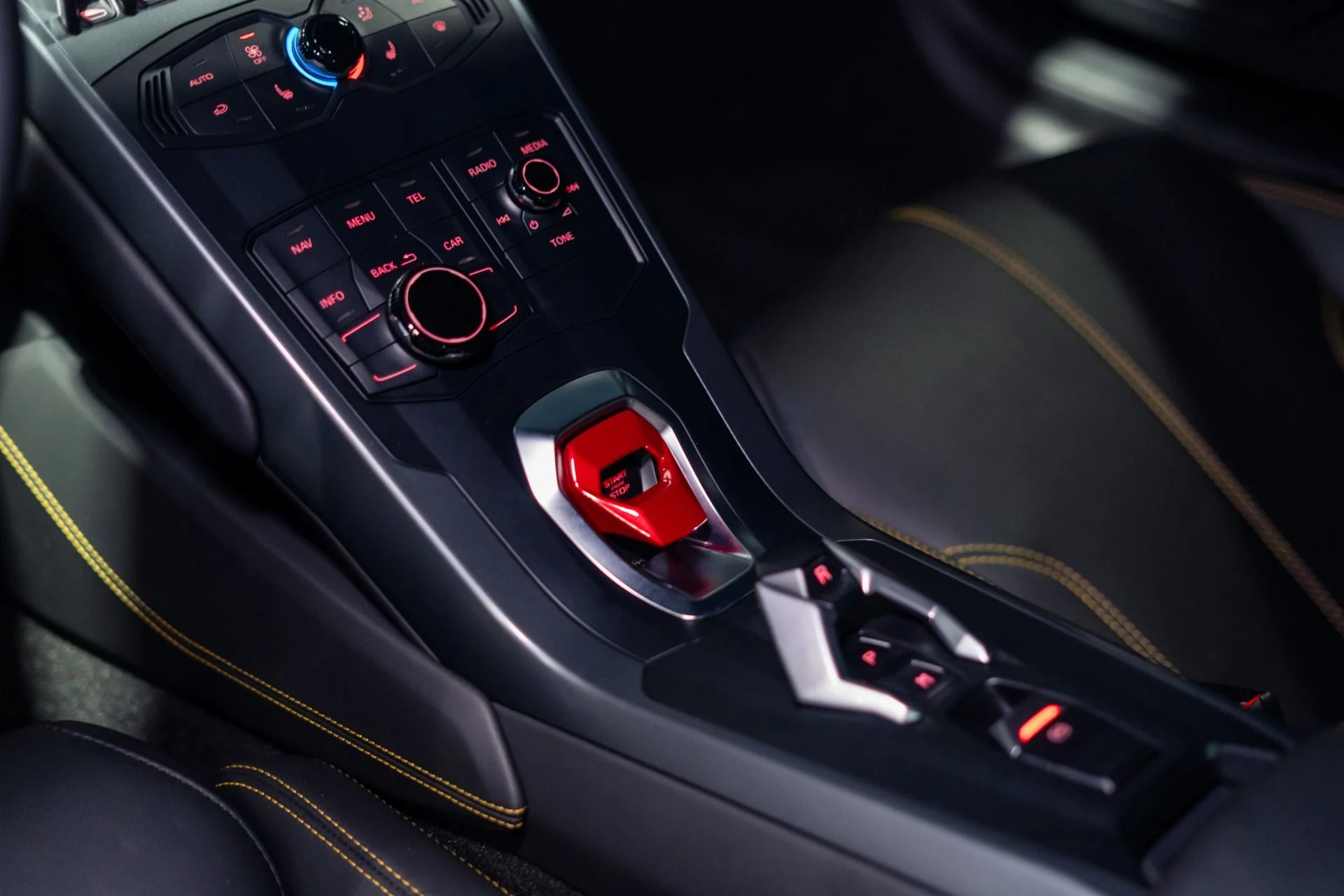 mph004_1102072315_Used_2015_Lamborghini_Huracan_LP_610_4_1783790288_5cdd9c68dd